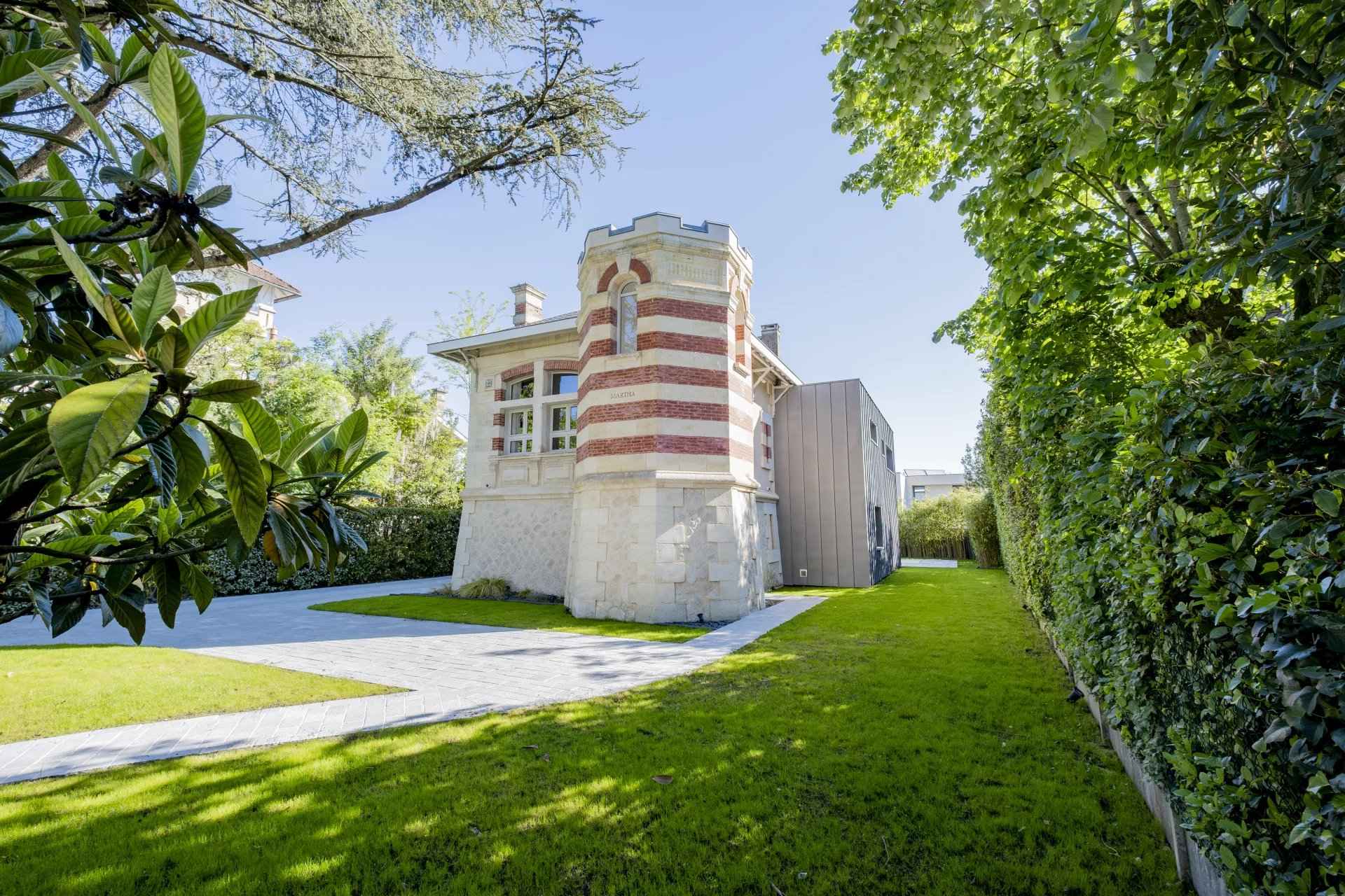 Maison à vendre de 206 m2 Pessac