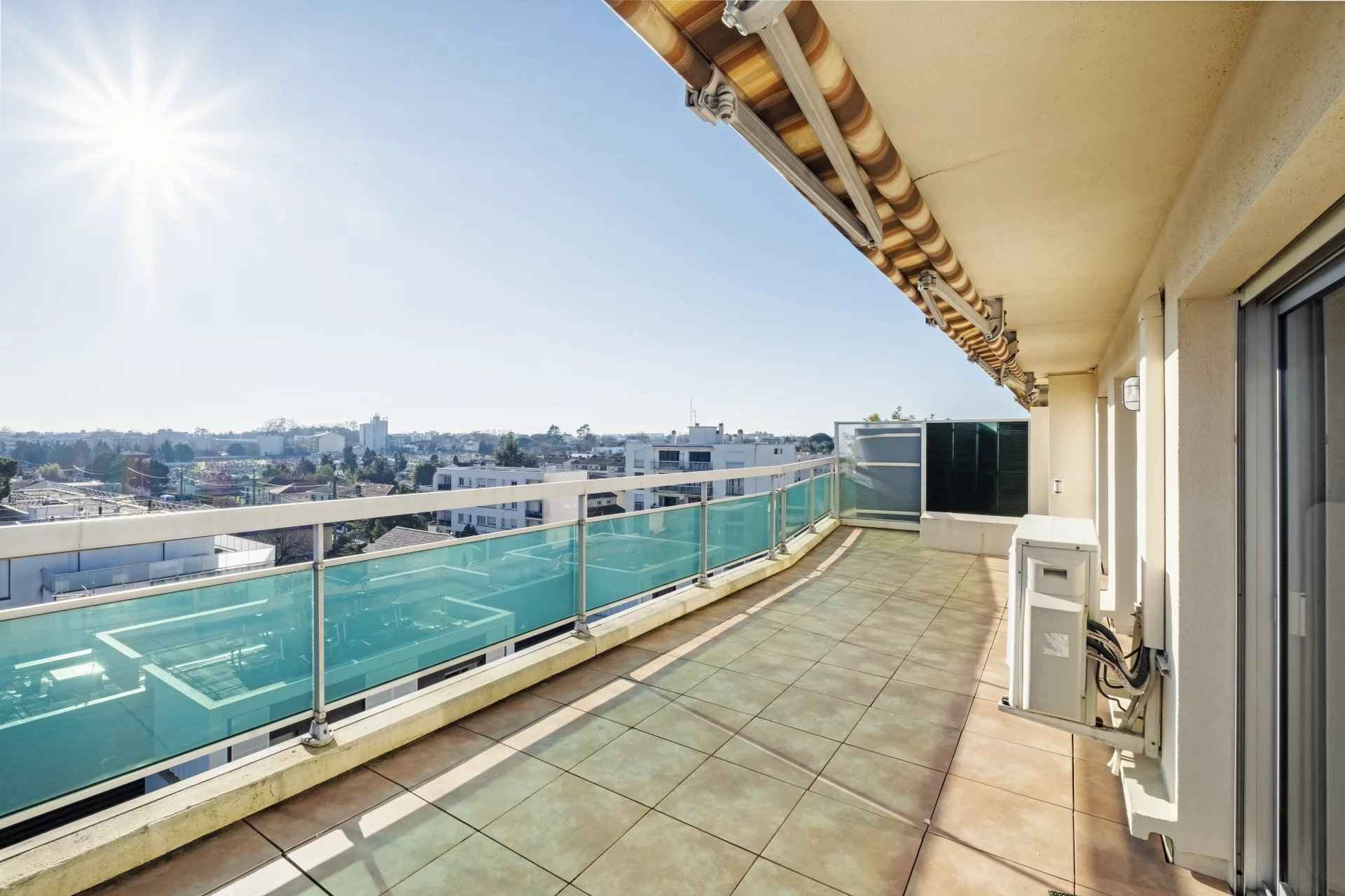 Appartement à vendre de 79 m2 Bordeaux 