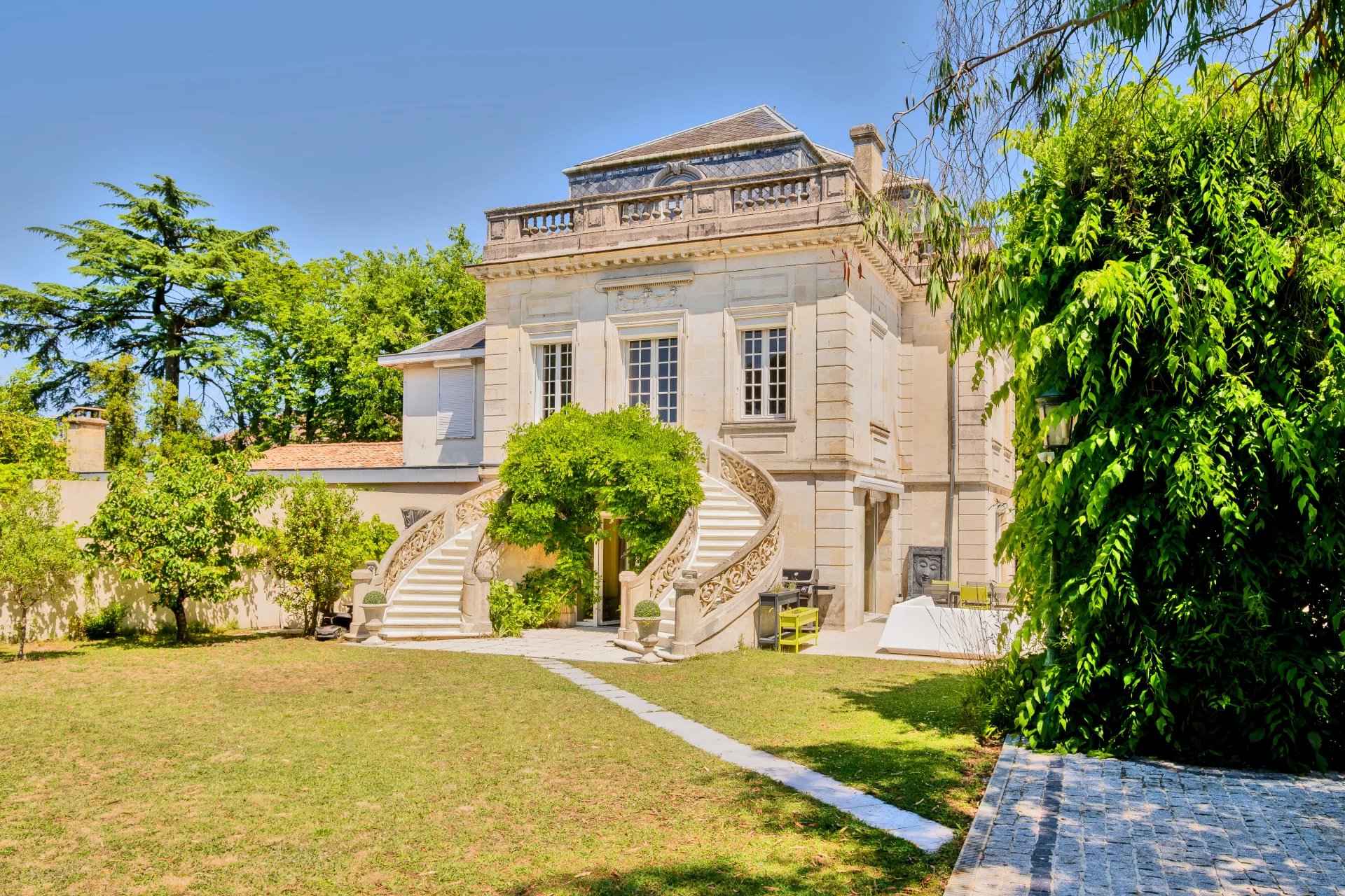 Maison à vendre de 250 m2 Bordeaux Saint-Augustin