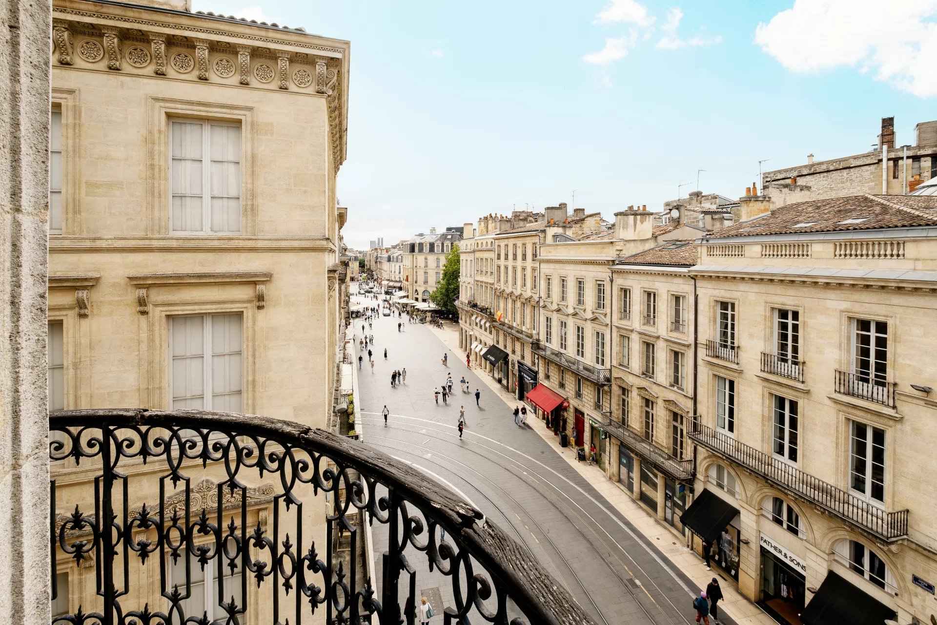 Appartement a vendre de 109 m2 bordeaux triangle dor - Translation missing: en.helpers.application.image_tag.default_alt