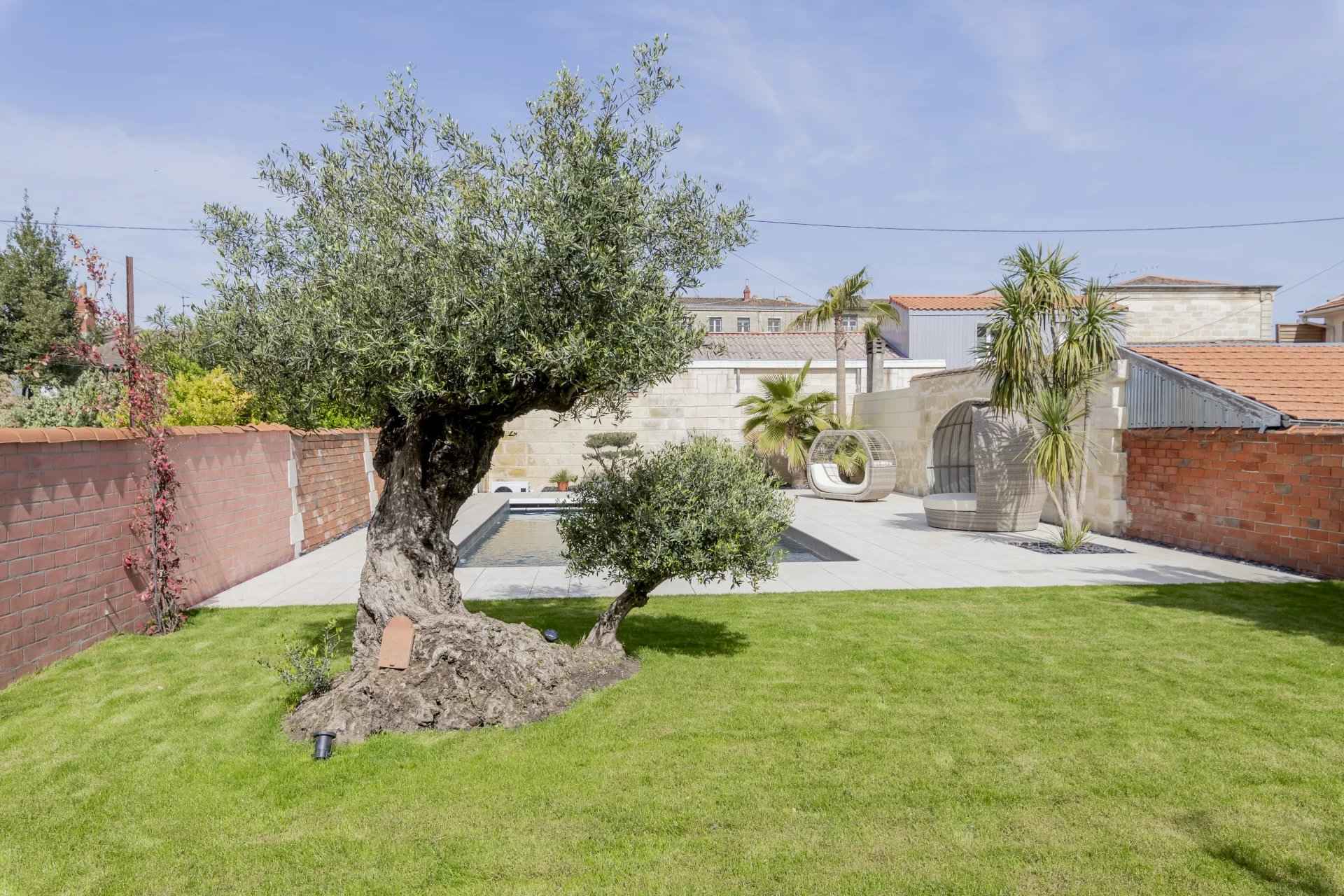 Maison à vendre de 272 m2 Bordeaux Nansouty