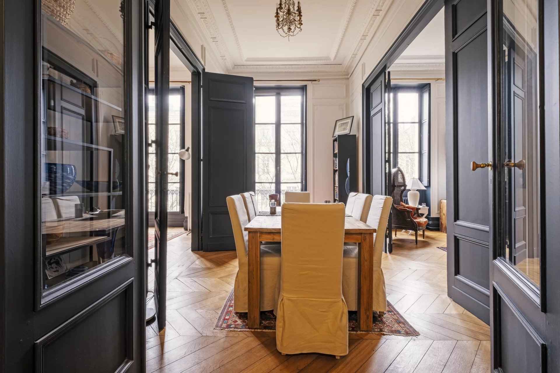 0c1ae7d7a57217be19b10848a60c2e96 60768e026d 1920 original - Attribut alt par défaut.