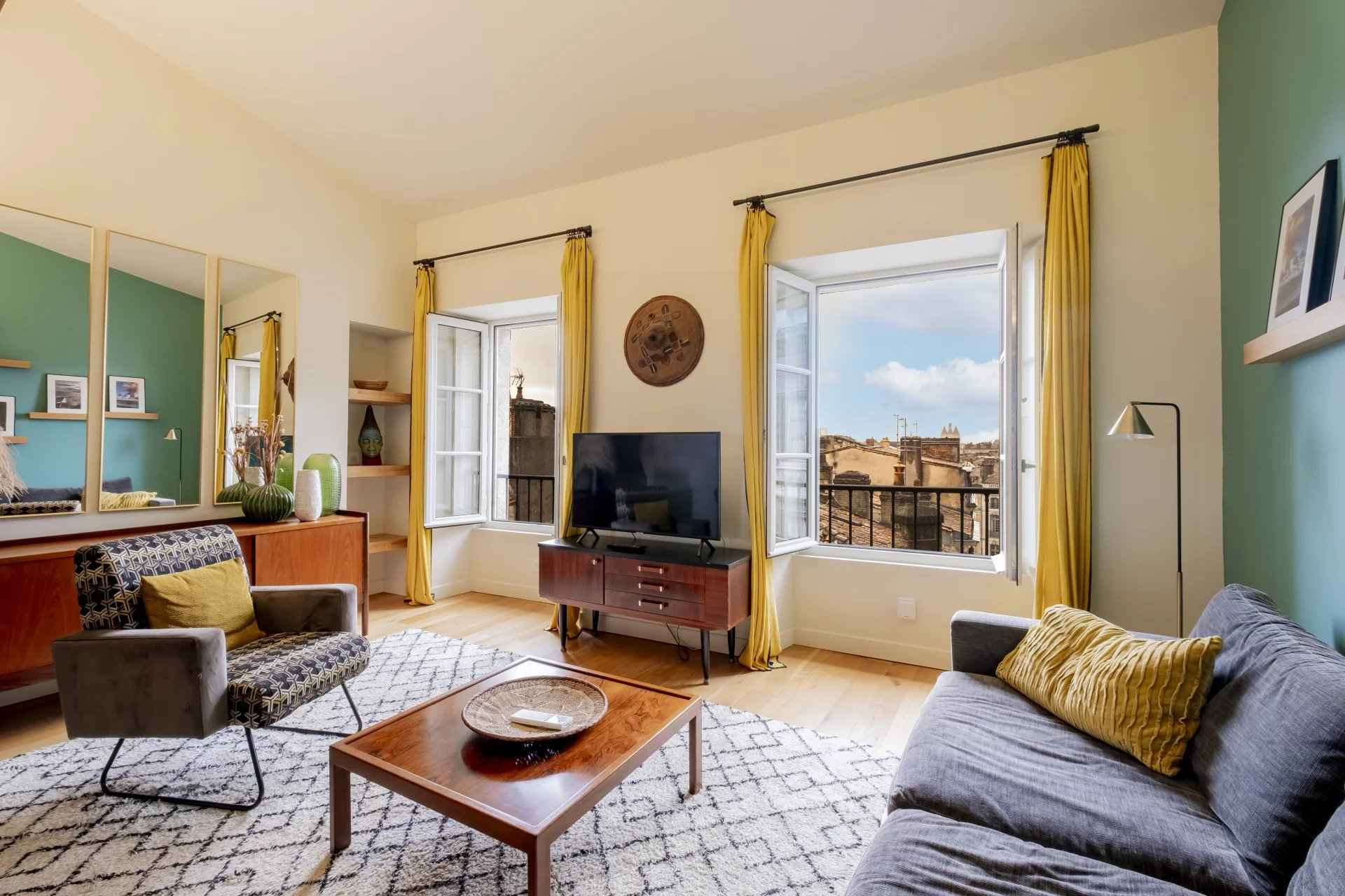 Appartement vendu de 73 m2 Bordeaux Place de la Bourse 