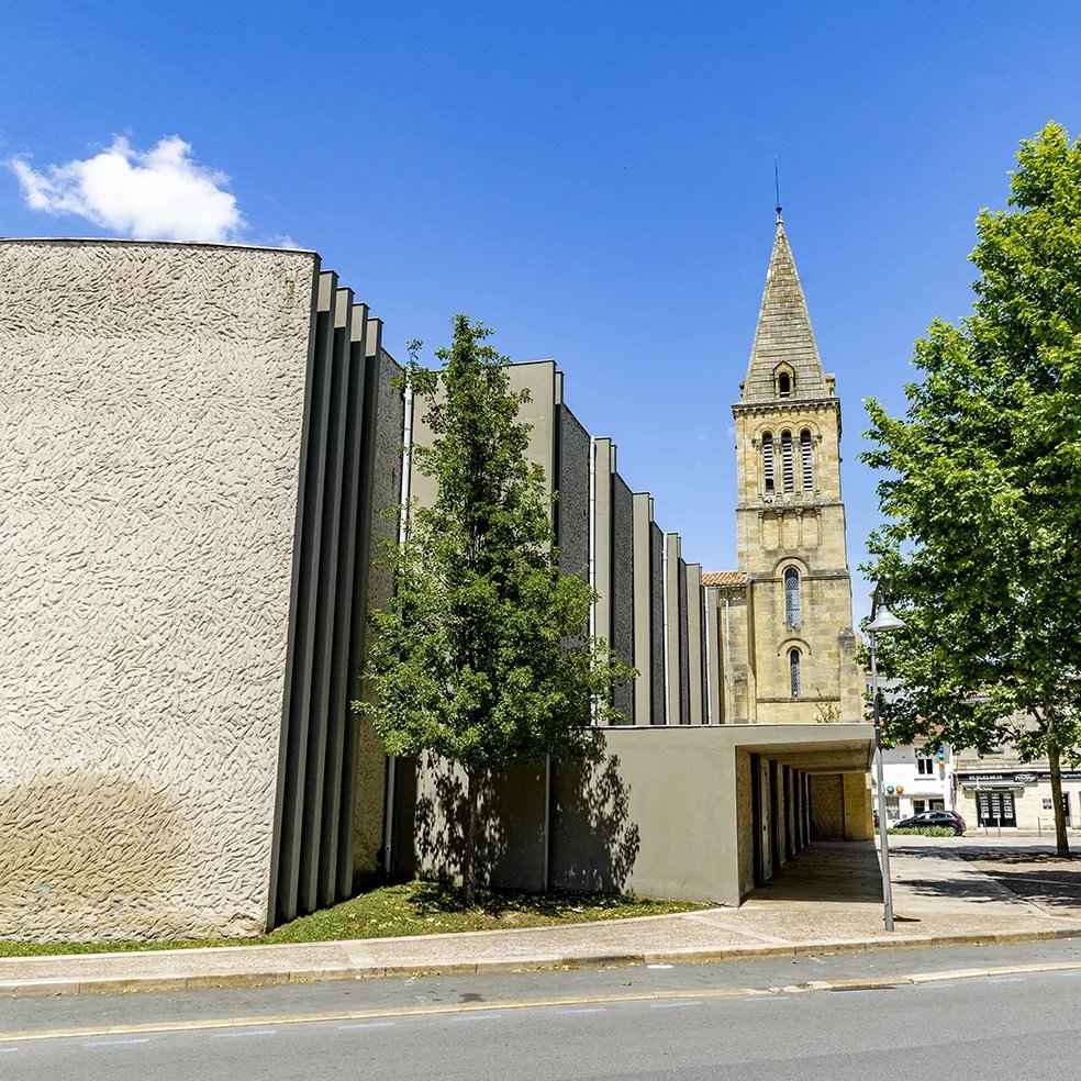 A3156138644878bcb8c231211f7ad13a bd77b9c25a 984 original - Attribut alt par défaut.