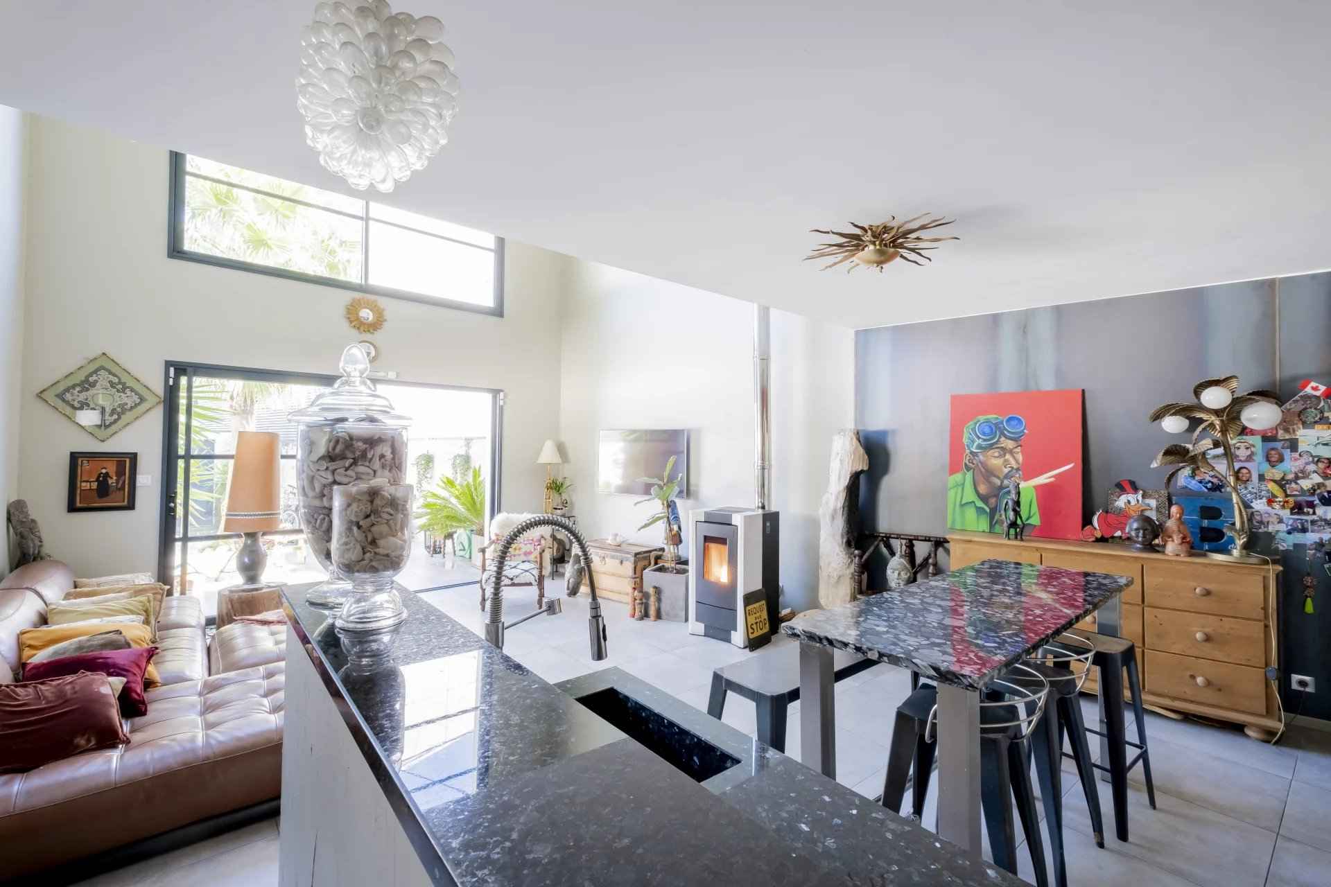 E596e6b7431af10d1b62a8a393e2c483 516f7887bf 1920 original - Attribut alt par défaut.