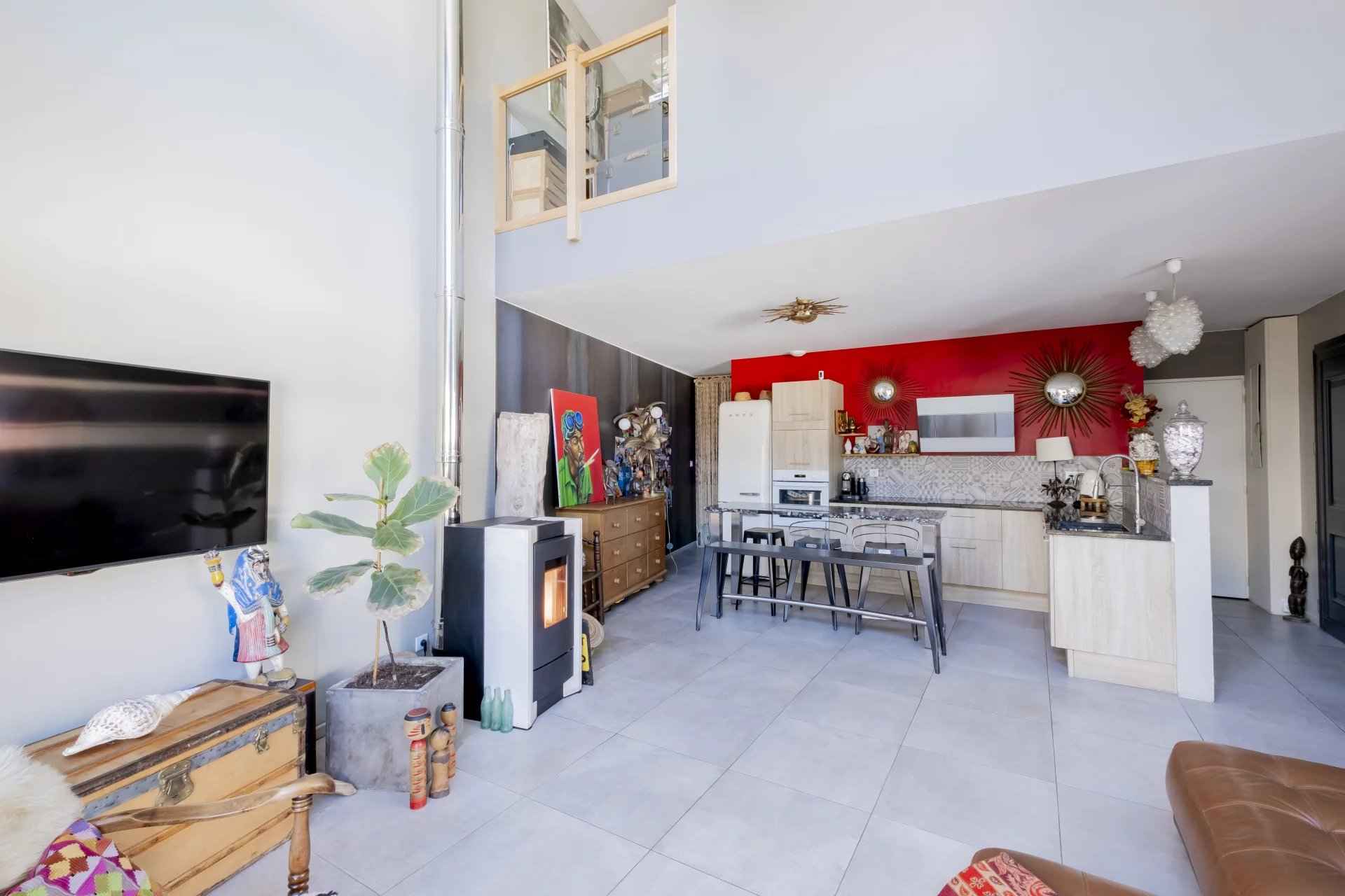 5fe17ae15d2f9d12907ab8fc7ea61085 70ad963e63 1920 original - Attribut alt par défaut.