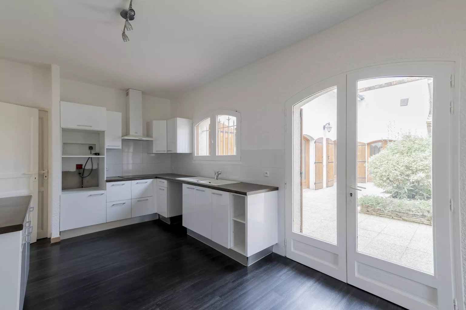 9701f42d46a8c2fac207b10af95924c6 f7f6e32b8a 1537 original - Translation missing: en.helpers.application.image_tag.default_alt