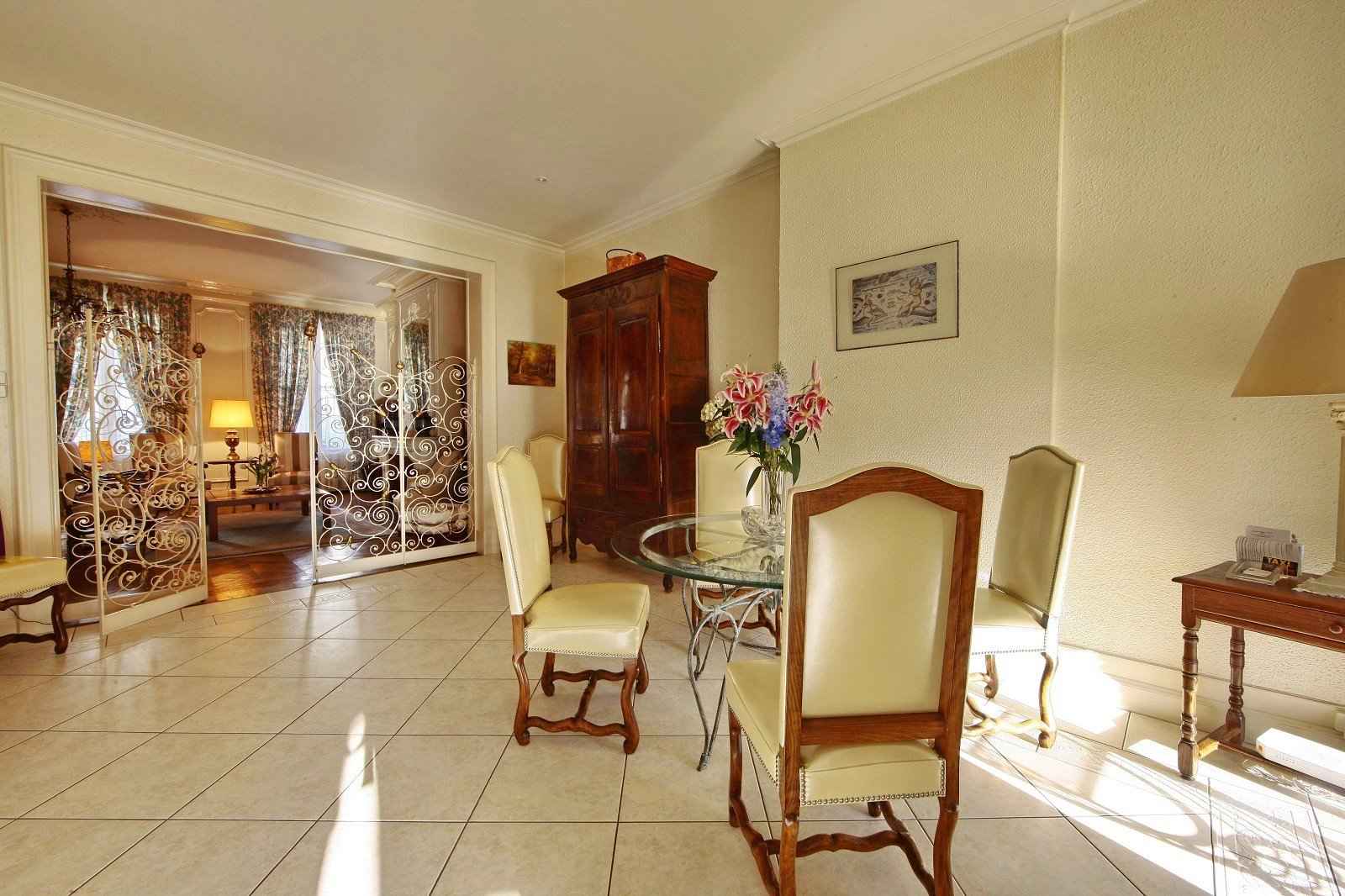 52f505dd7aafbe9315a380b183e77bf6 690595d025 1600 original - Attribut alt par défaut.