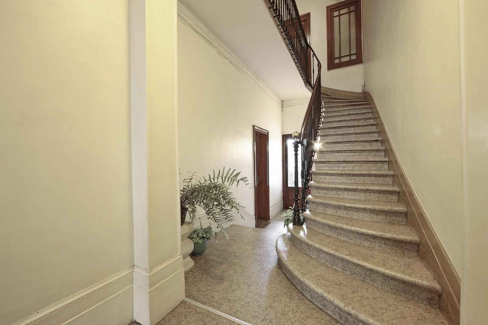 584782f6f2bd6619156e9d136413a342 2a95d83c94 1600 original - Attribut alt par défaut.