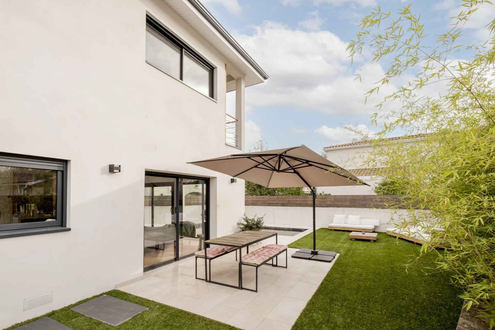 3dcf466ab38da938e7e95cee68ba004f 783836fde0 1920 original - Attribut alt par défaut.