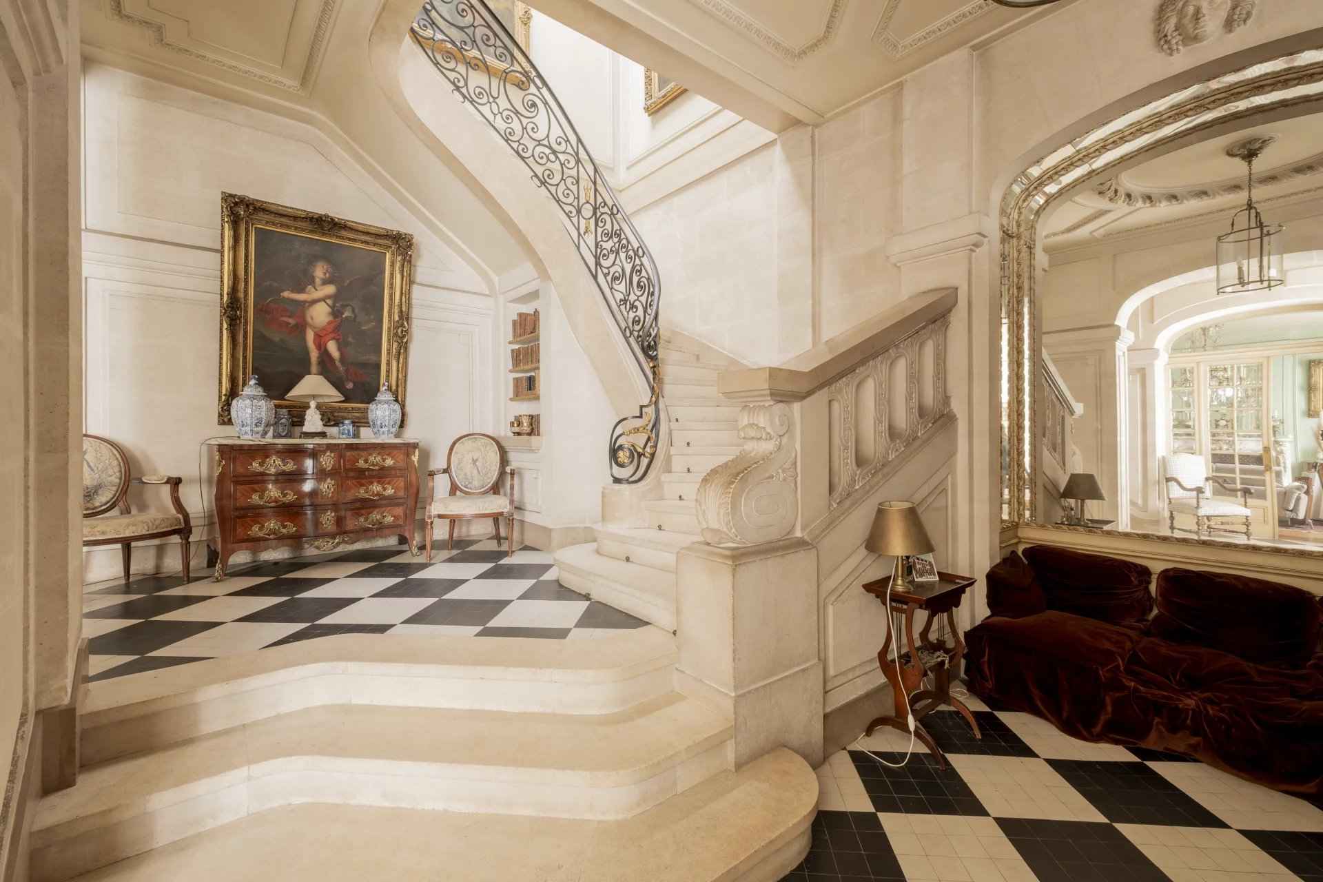 Maison a vendre de 380 m%c2%b2 bordeaux saint genes - Translation missing: en.helpers.application.image_tag.default_alt