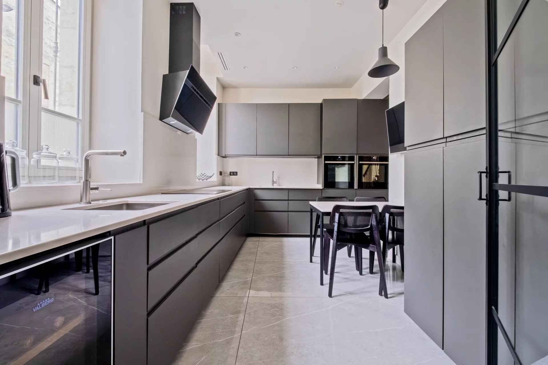 0063f84ed3c9d446ffb805c1cef49fbc 617cbc9610 1920 original - Attribut alt par défaut.