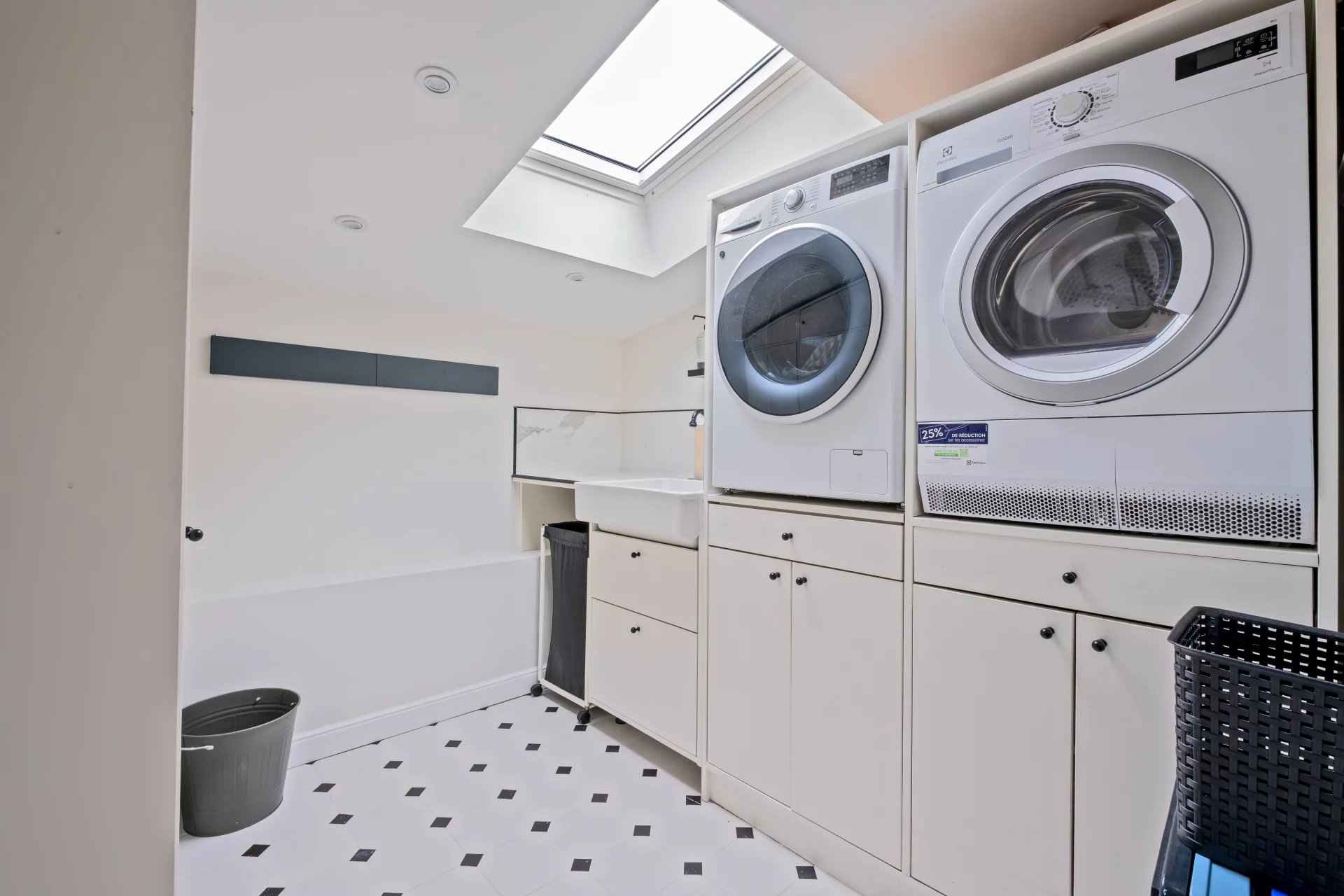 D5ef43db909b7b9e5a54c1726b2c5331 54ccc9d32f 1920 original - Attribut alt par défaut.