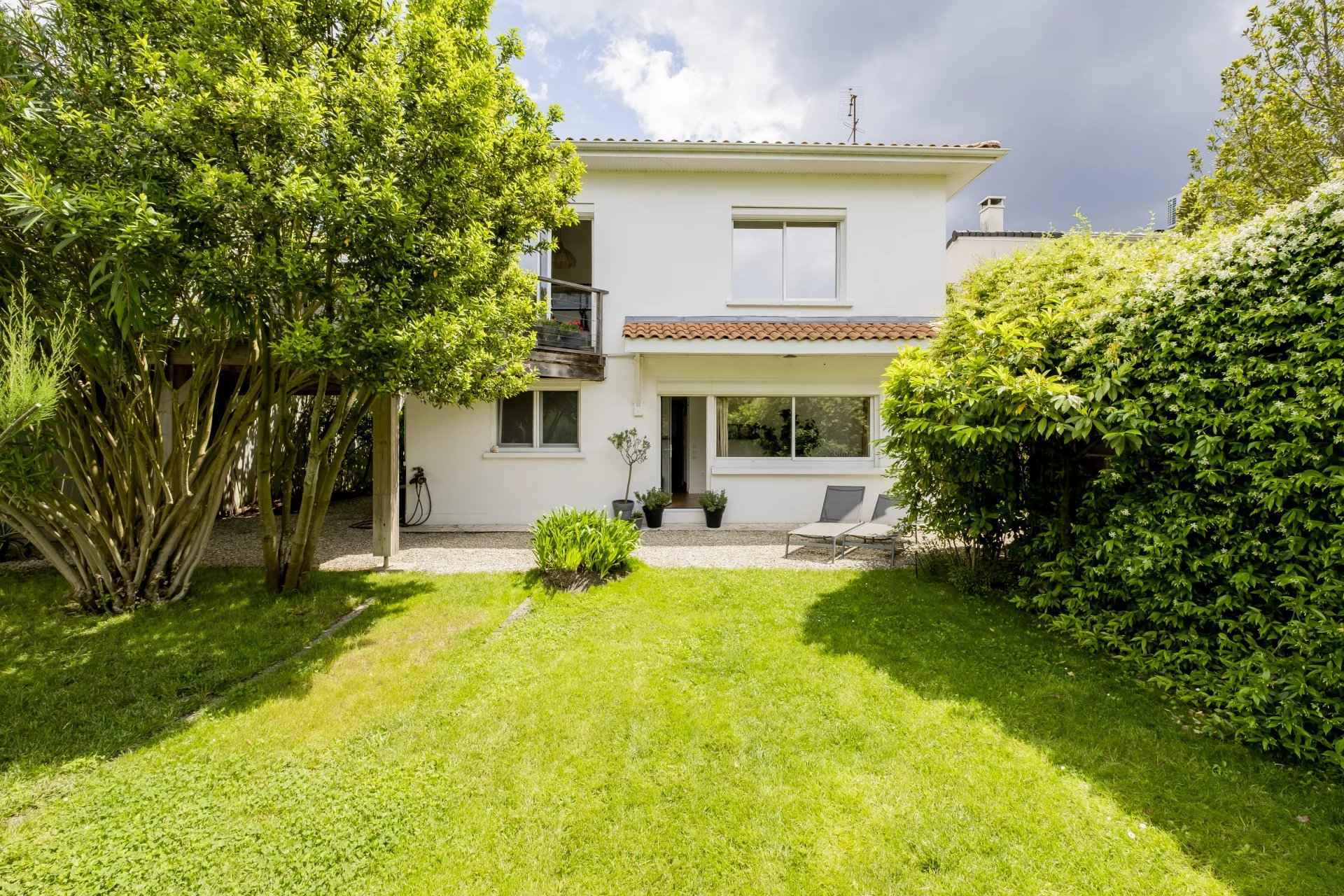 Maison à vendre de 140 m2 Bordeaux Caudéran