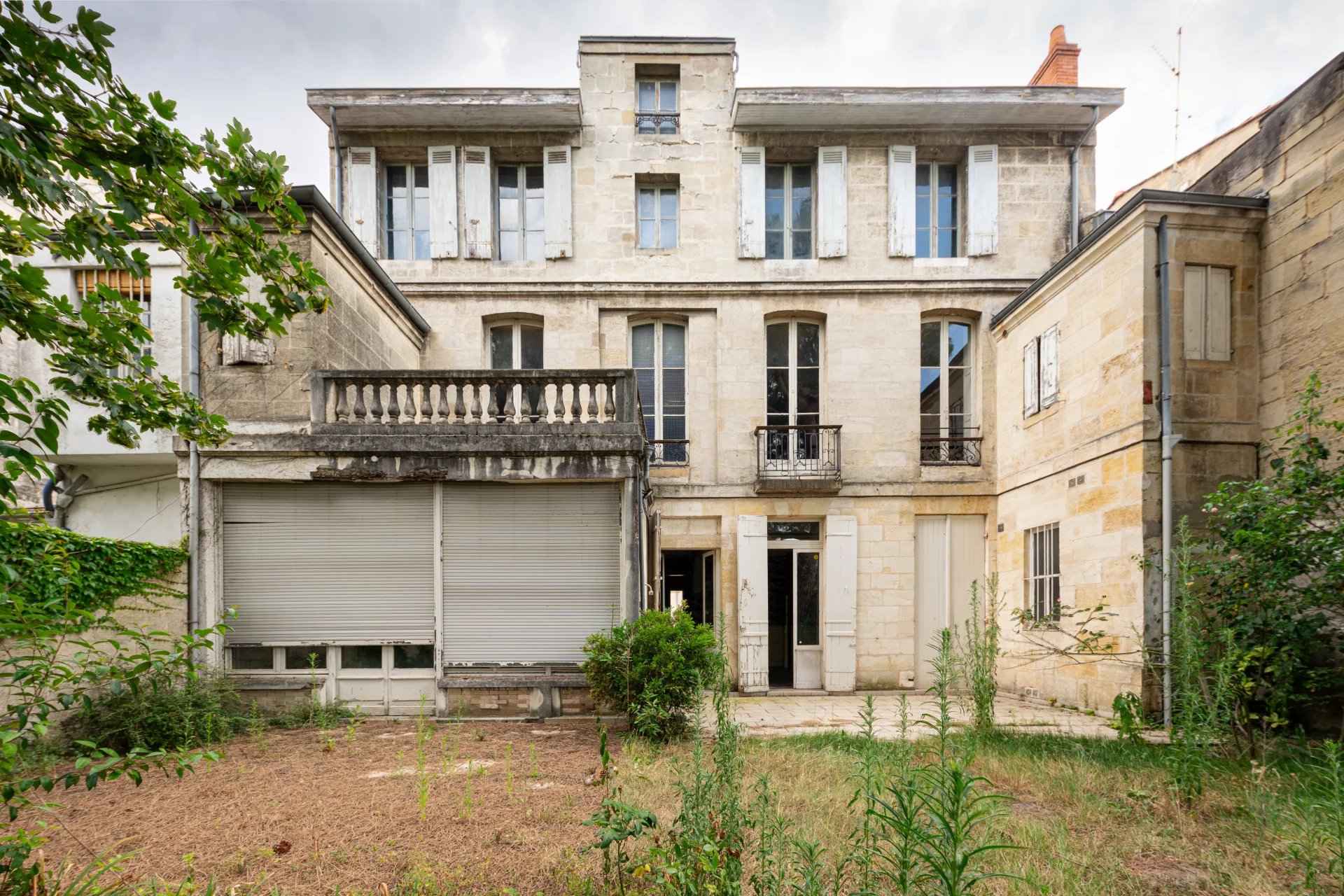 Hotel particulier a vendre de 400 m2 bordeaux croix de seguey - Translation missing: en.helpers.application.image_tag.default_alt