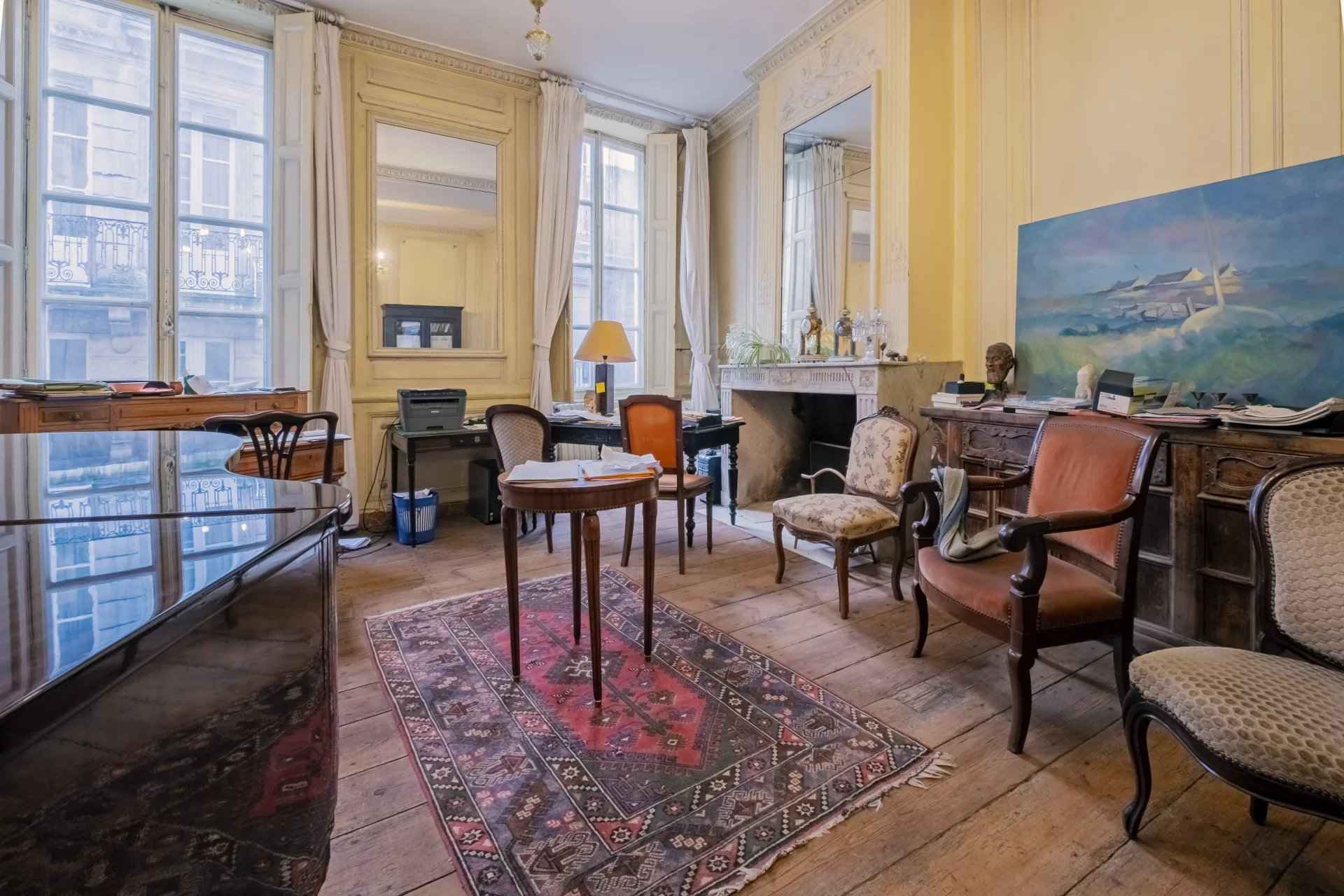 Immeuble à vendre de 230 m2 Bordeaux 