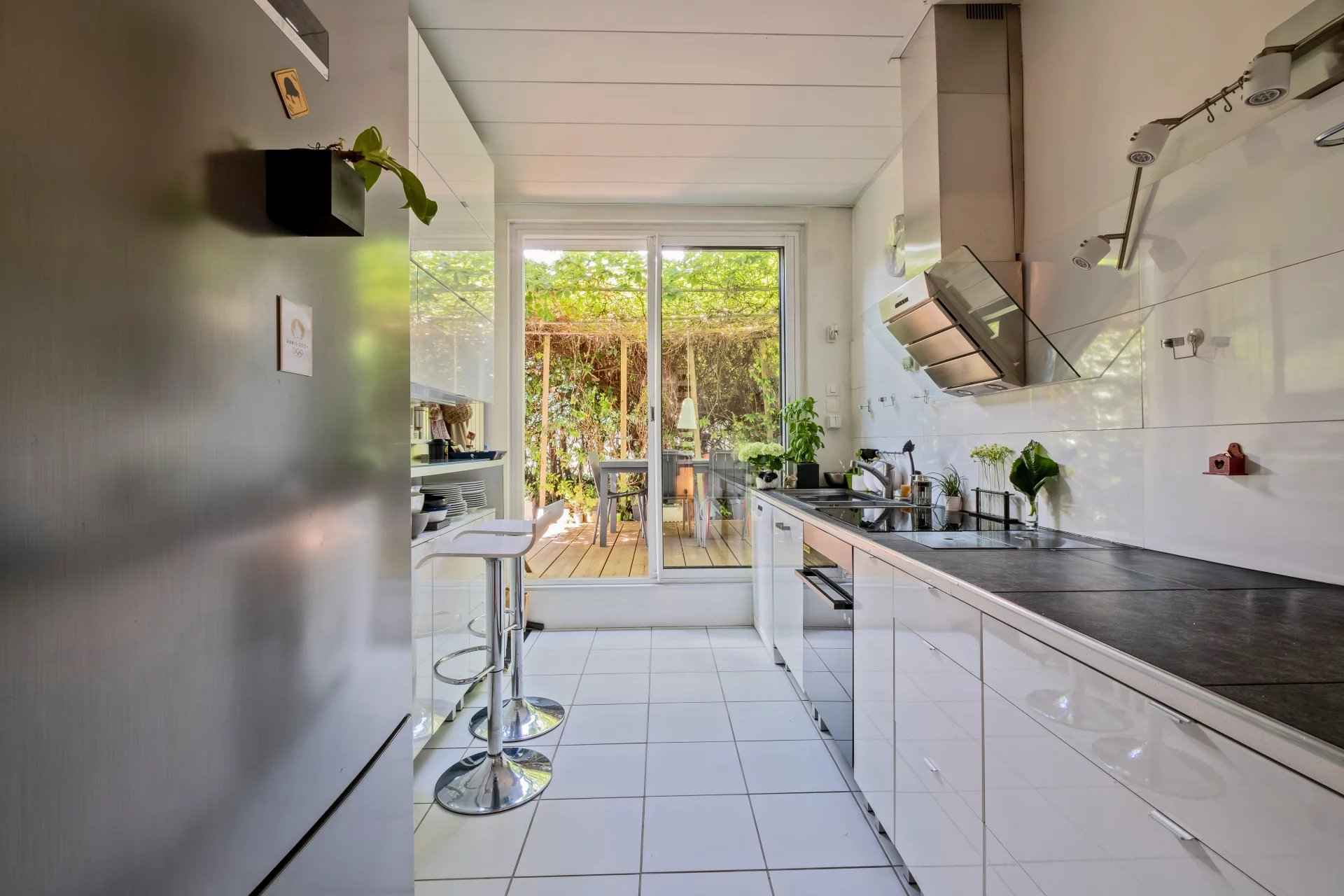 7c91894f9d08864e6a5681998e0f44c9 33da1daeb1 1920 original - Translation missing: en.helpers.application.image_tag.default_alt