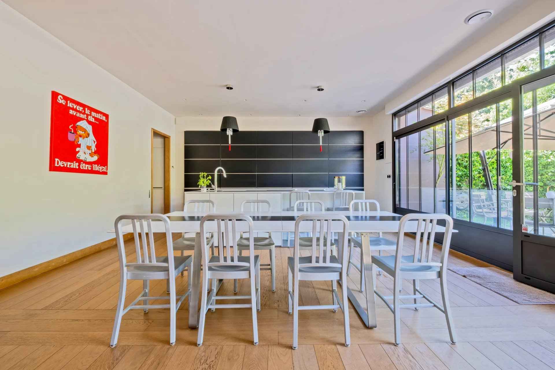 A1db285cb35887473c5fbf8092c57c48 869d808c59 1920 original - Attribut alt par défaut.