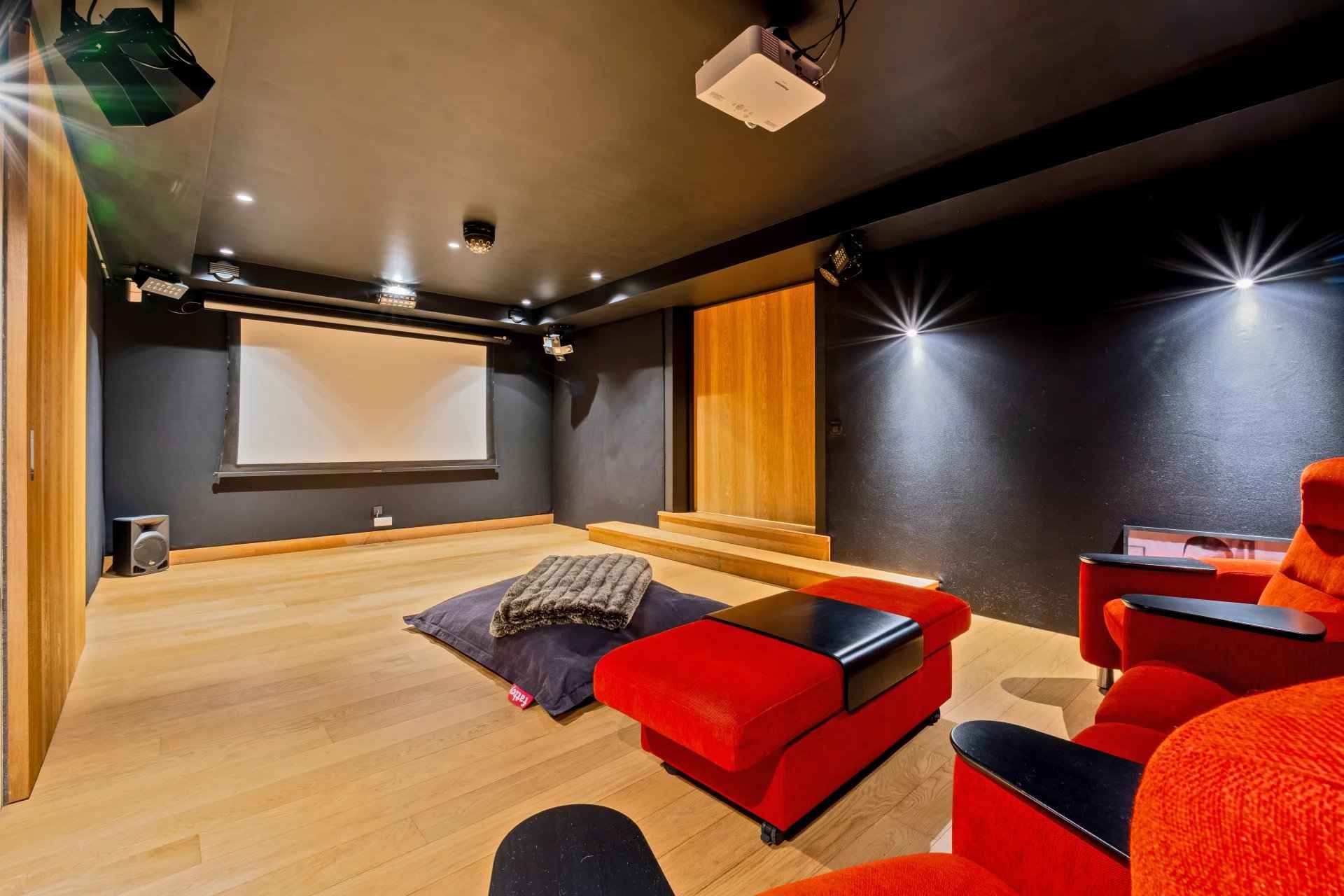 000e17f9c57bfd9f2eac914b7ddf5551 b6a24dbabd 1920 original - Attribut alt par défaut.