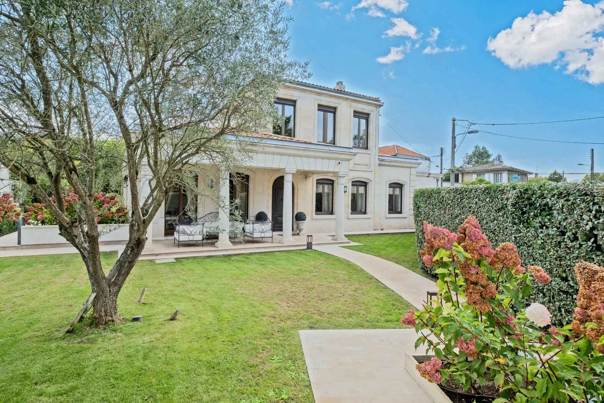 62a7488a2951d23ab864e29b908e8cd3 8a37cd3f6e 1920 original - Attribut alt par défaut.