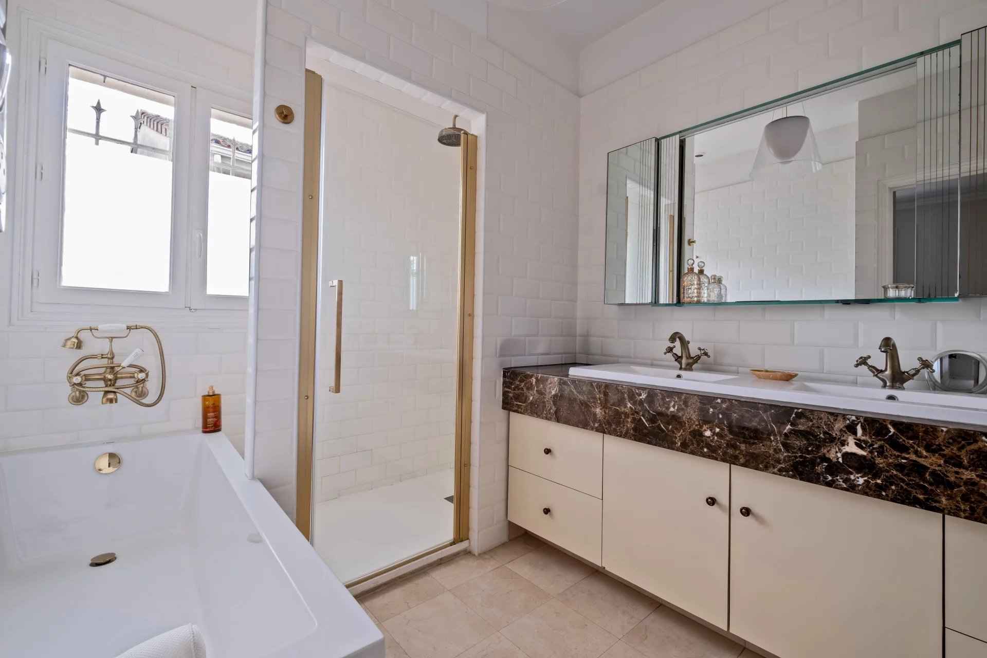 62787099c09a16c137cfbbca0359172c 88526bf535 1920 original - Attribut alt par défaut.