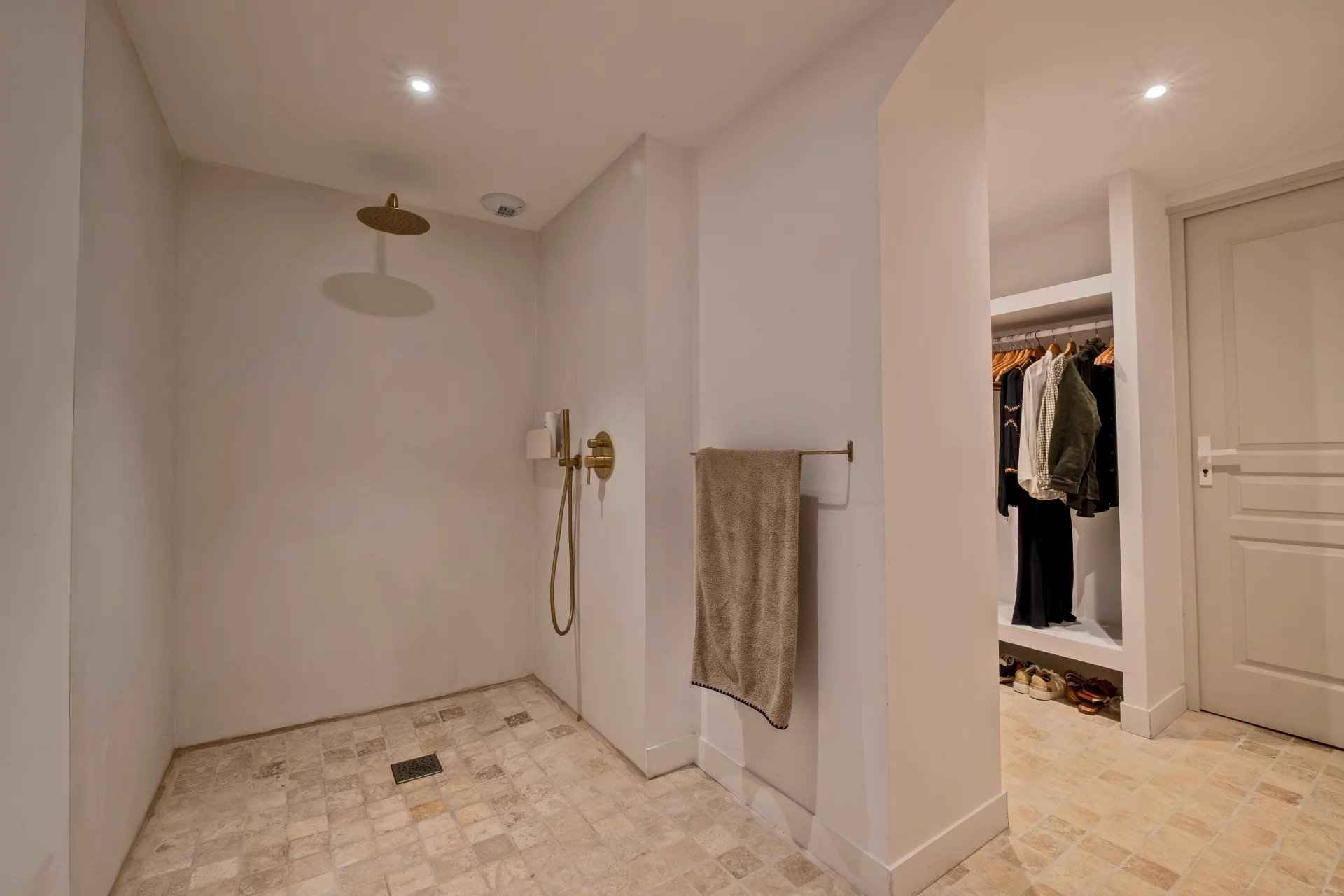 68e3d815972c22be19a06e0f0f1a0733 860a713b94 1920 original - Translation missing: en.helpers.application.image_tag.default_alt