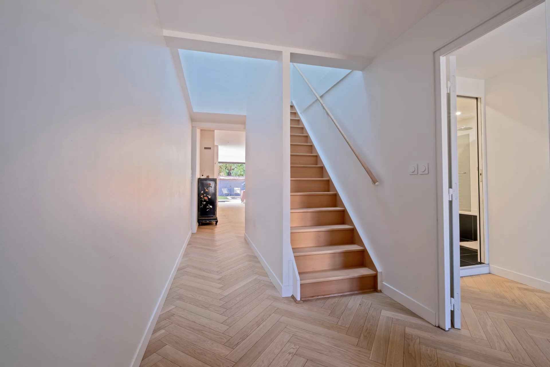 3677fe4cc449d5d5e63b5c350356ca91 44544d0985 1920 original - Attribut alt par défaut.