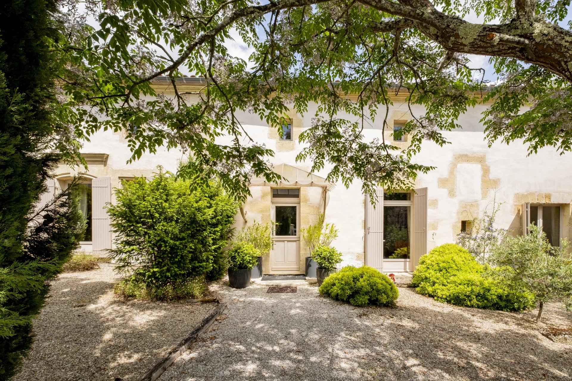 Maison à vendre de 463 m2 Mérignas