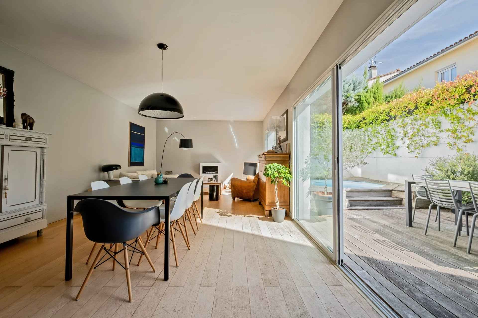 Maison a vendre de 137 m2 le bouscat - Translation missing: en.helpers.application.image_tag.default_alt