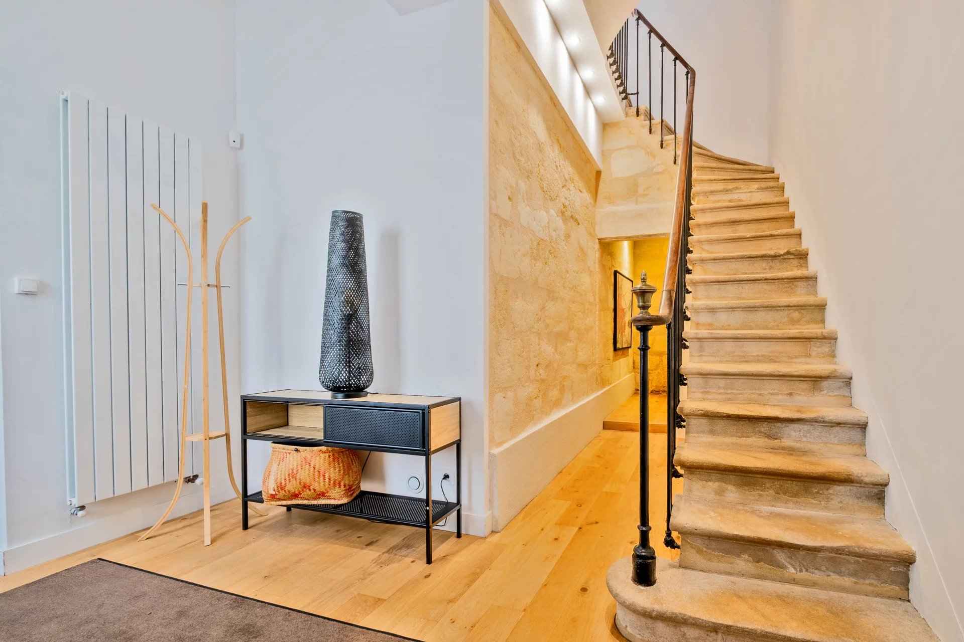 E7af84f1237a9f538d0971bd2093f4c2 89c99c5dbc 1920 original - Attribut alt par défaut.