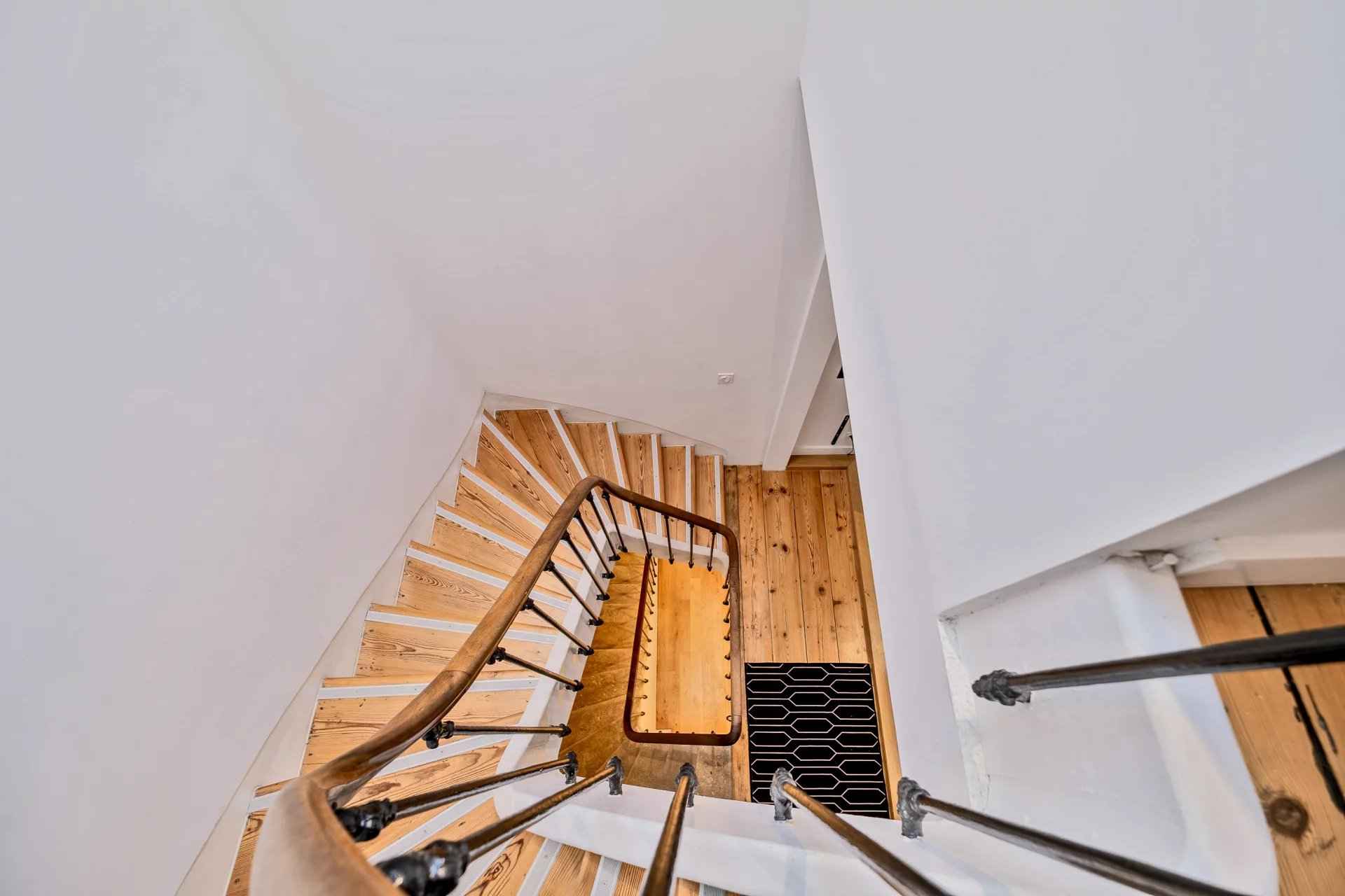 6f0e9d6aa384e691444b37208d90e661 adf270de25 1920 original - Attribut alt par défaut.