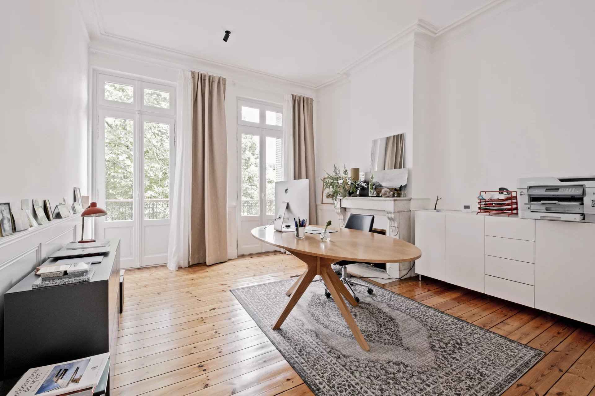 1970e1019a4c03dfdee2153fcd4e3ea1 266b43f060 1920 original - Attribut alt par défaut.