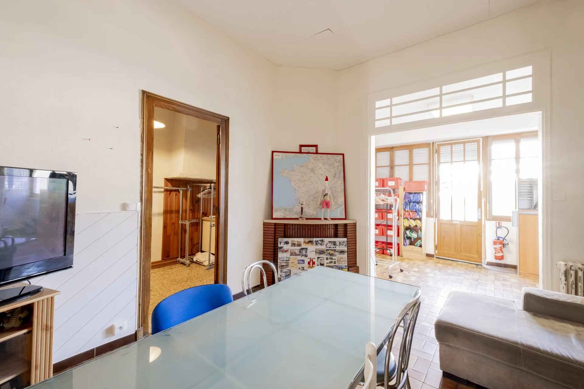 86d11ff57ec85bcadfe7f6196b482dc3 e163e5470c 1920 original - Attribut alt par défaut.