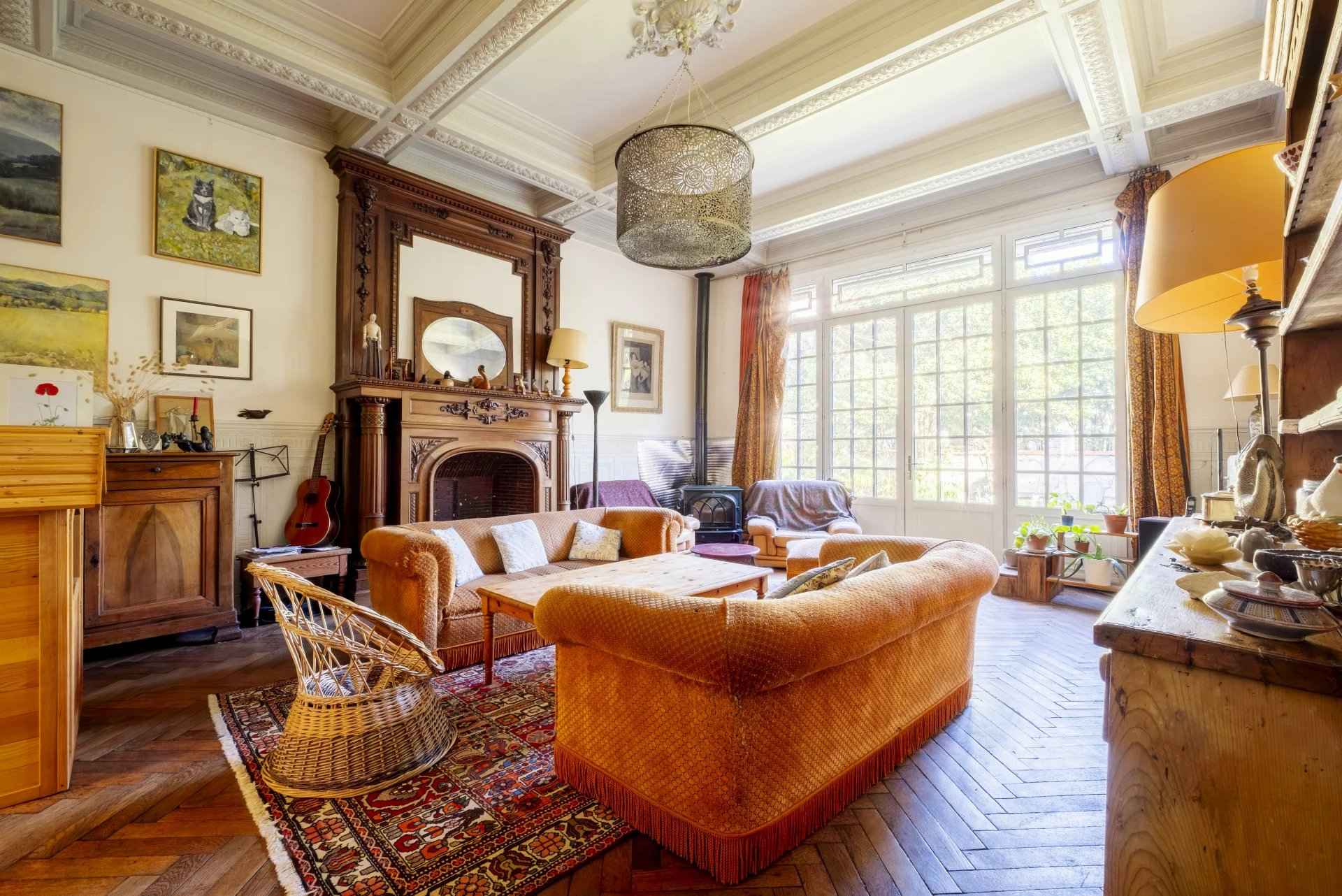 Maison à vendre de 392 m2 Bordeaux Saint-Seurin