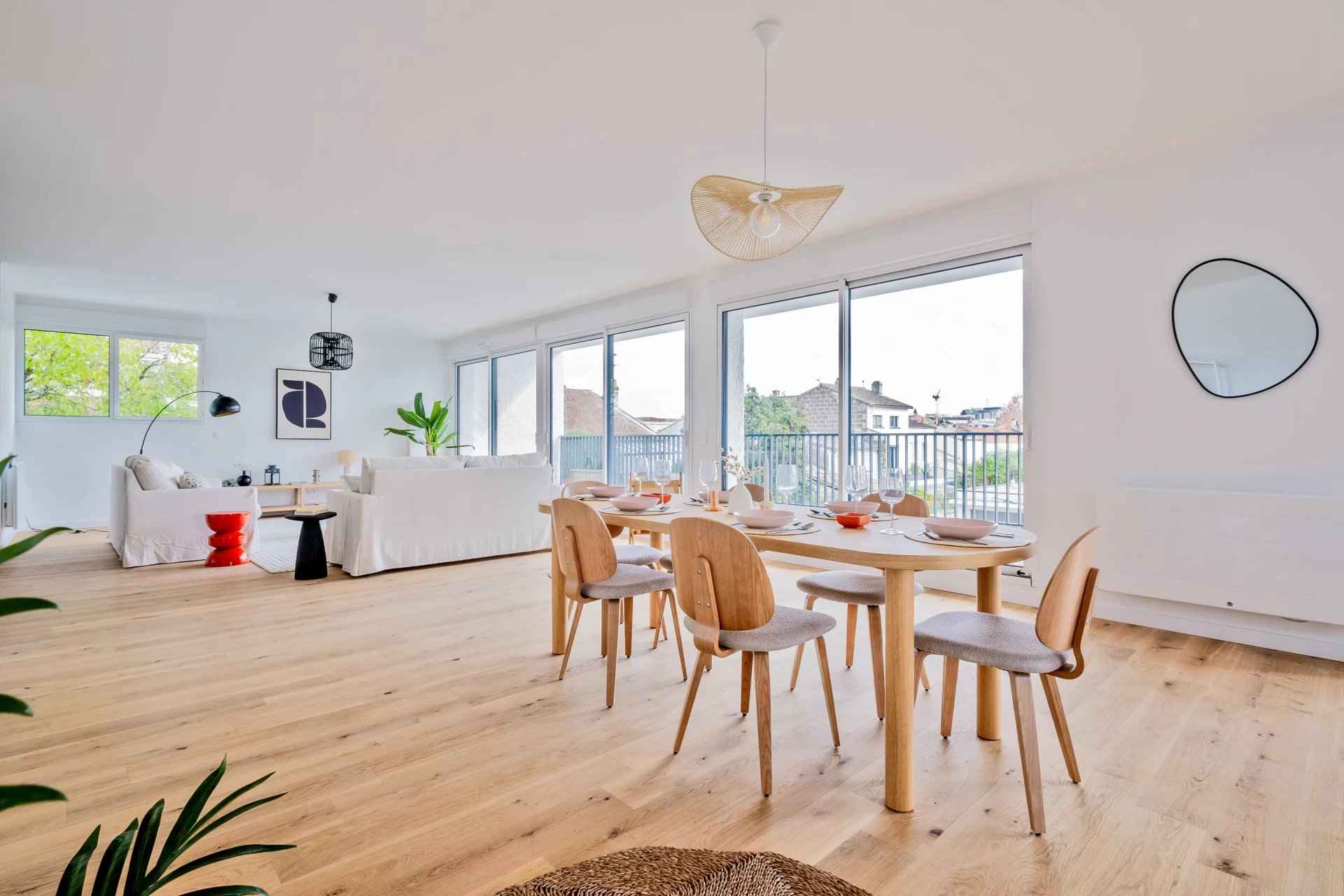 Ee43e508f3a5cd6fe4a687947724283d 220b24bbac 1920 original - Translation missing: en.helpers.application.image_tag.default_alt