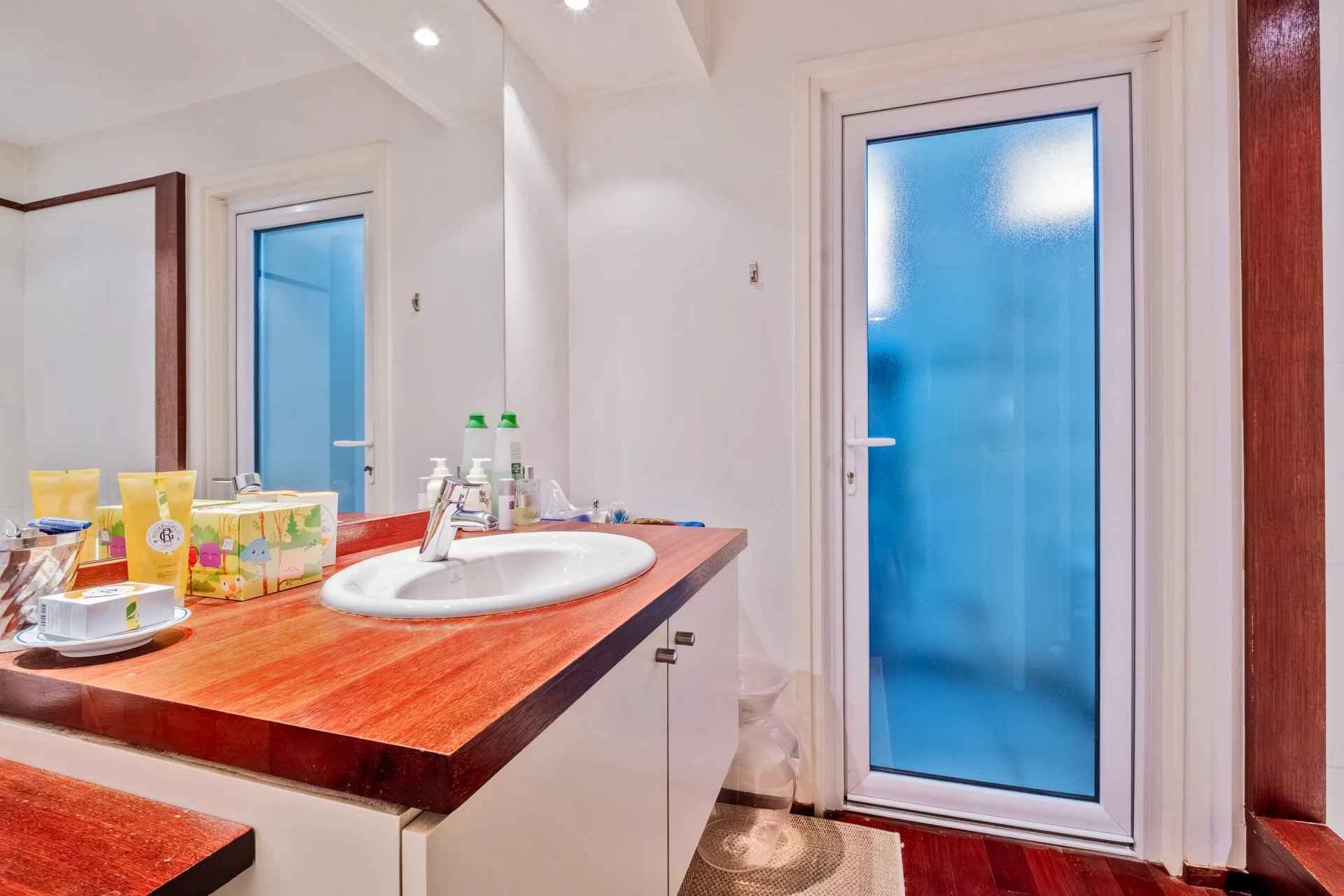 Dc492902a4d351f2358c7521b2b027aa 09414e1929 1920 original - Attribut alt par défaut.