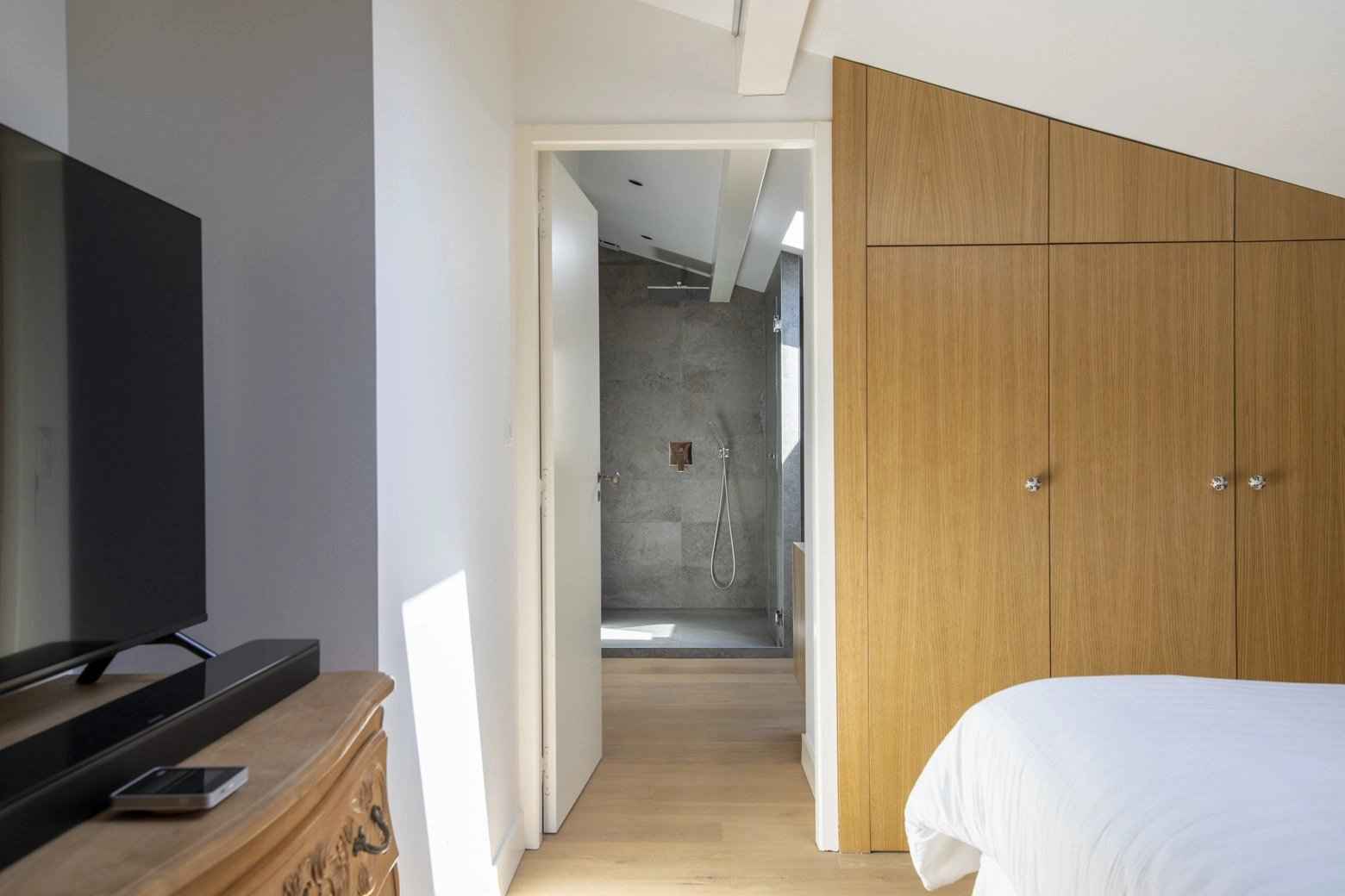 50b74da8bd7841c51e3eac275178d58d ead735ed62 1560 original - Attribut alt par défaut.