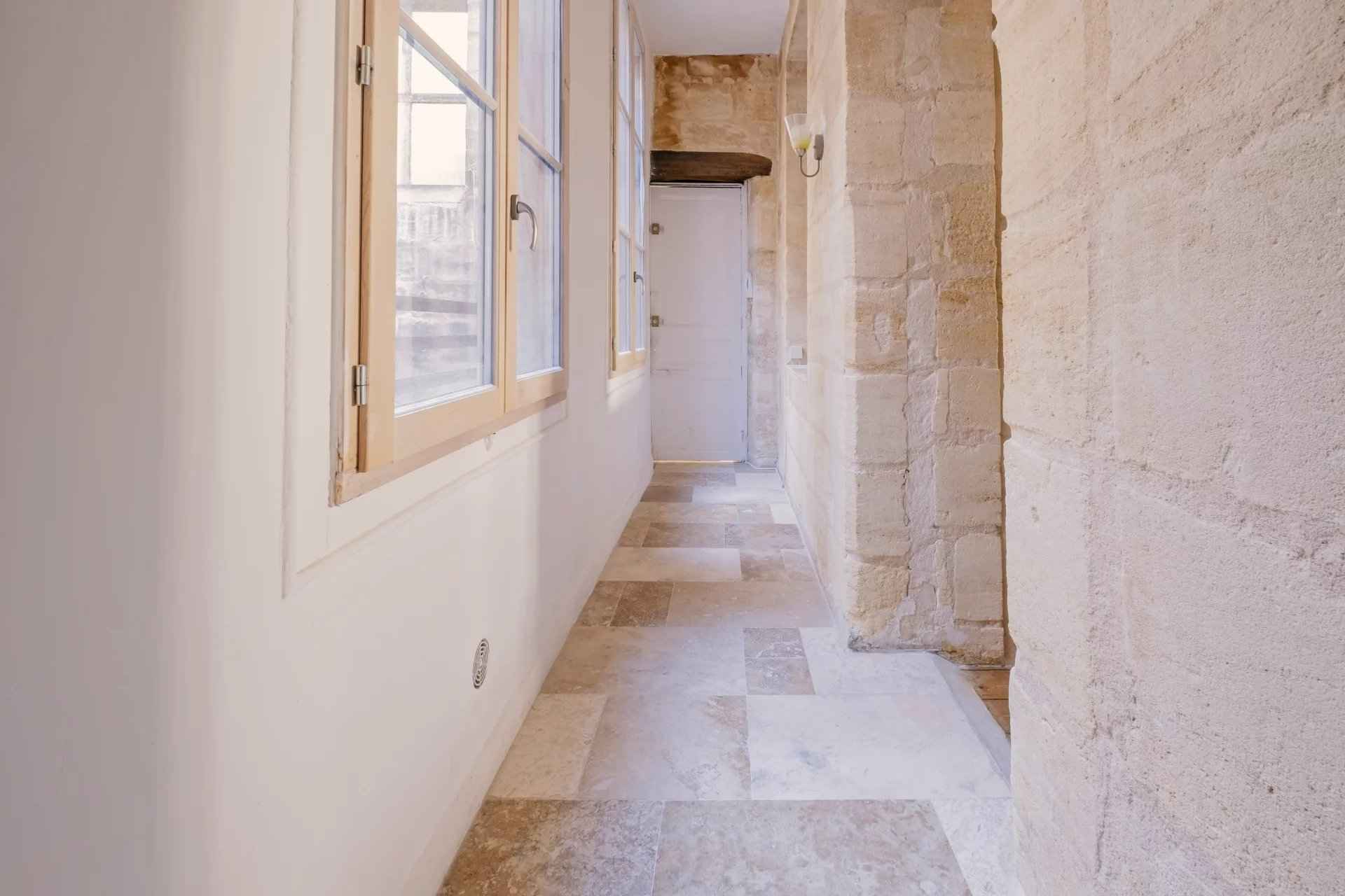 Appartement à vendre de 70 m2 Bordeaux Saint-Michel
