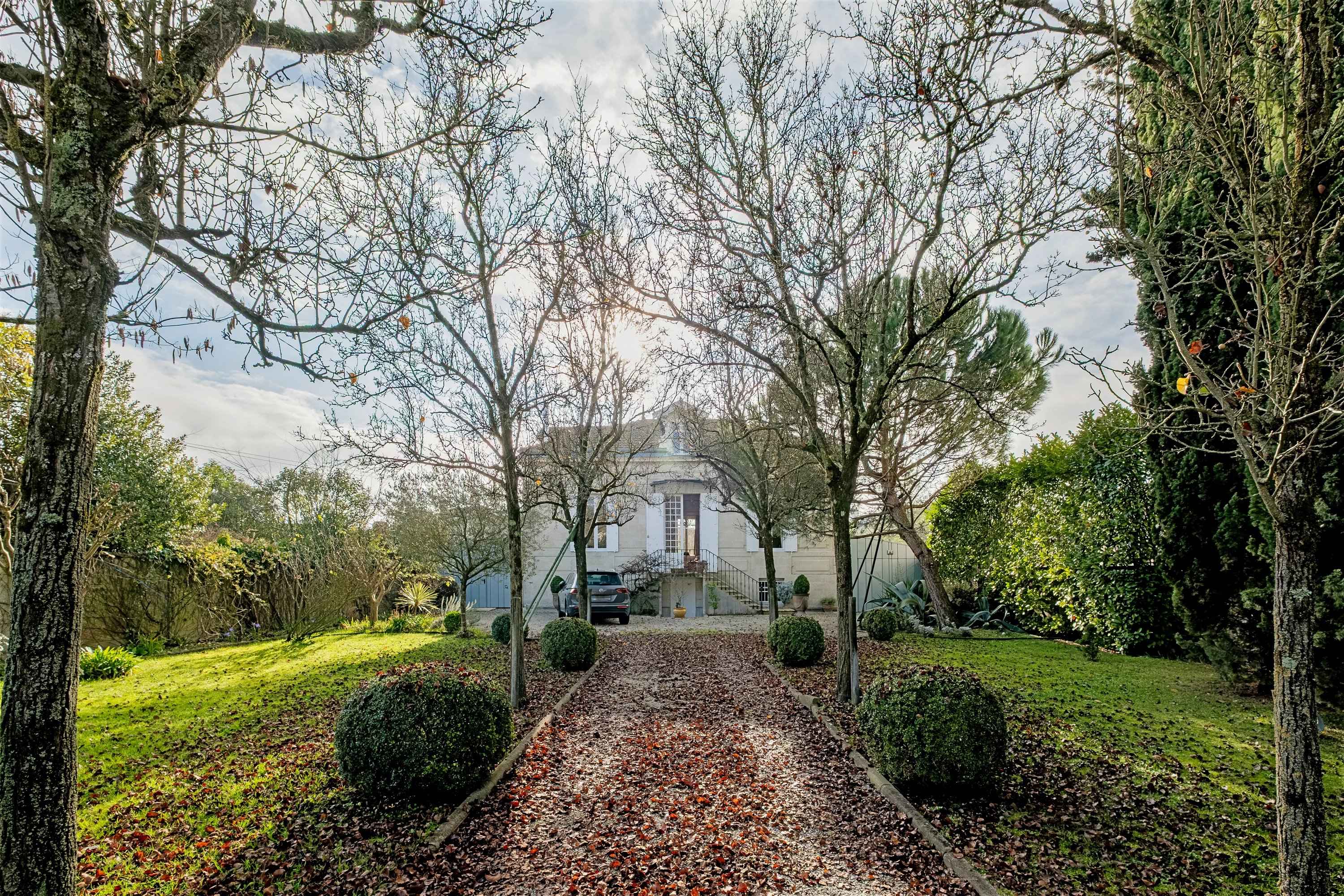 87742f56132d56c7835da7fd69a5867d fbe70405f7 3000 original - Translation missing: en.helpers.application.image_tag.default_alt