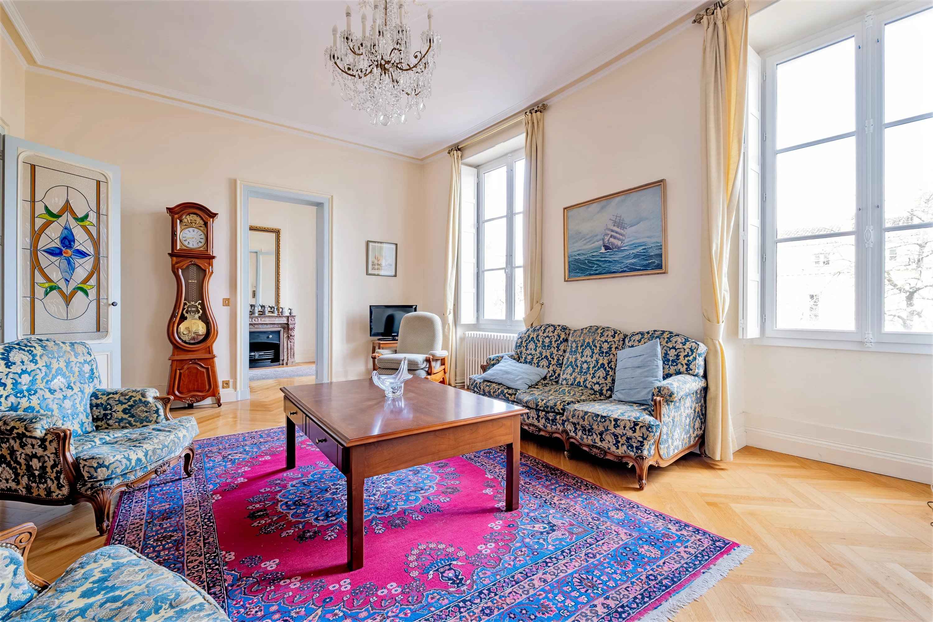 Cbba8d42c927d18597fb29b030b607bb 324fd061c0 3000 original - Attribut alt par défaut.