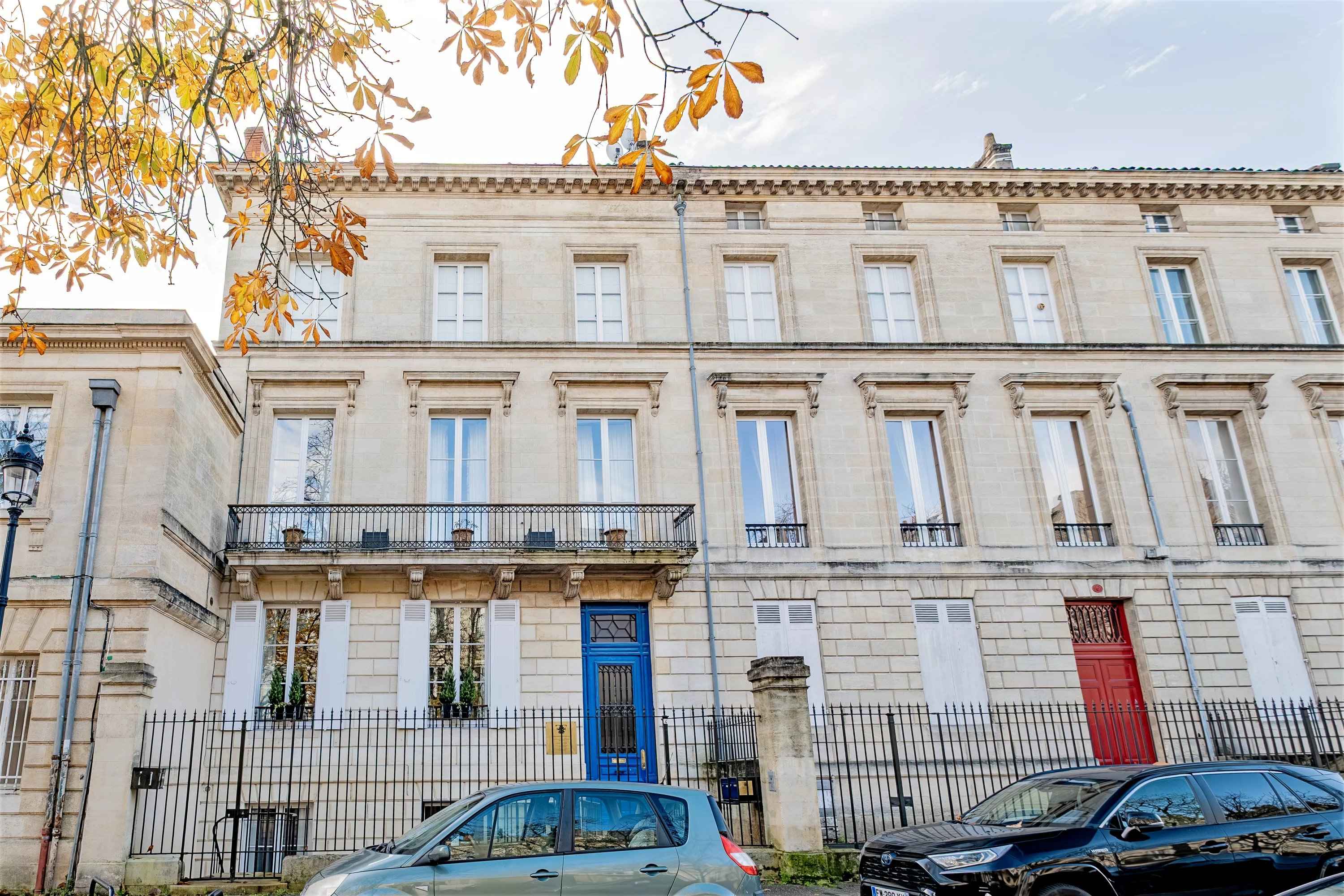 F43e0df2a5dd848e96331696b9c4c546 02d221cccf 3000 original - Attribut alt par défaut.