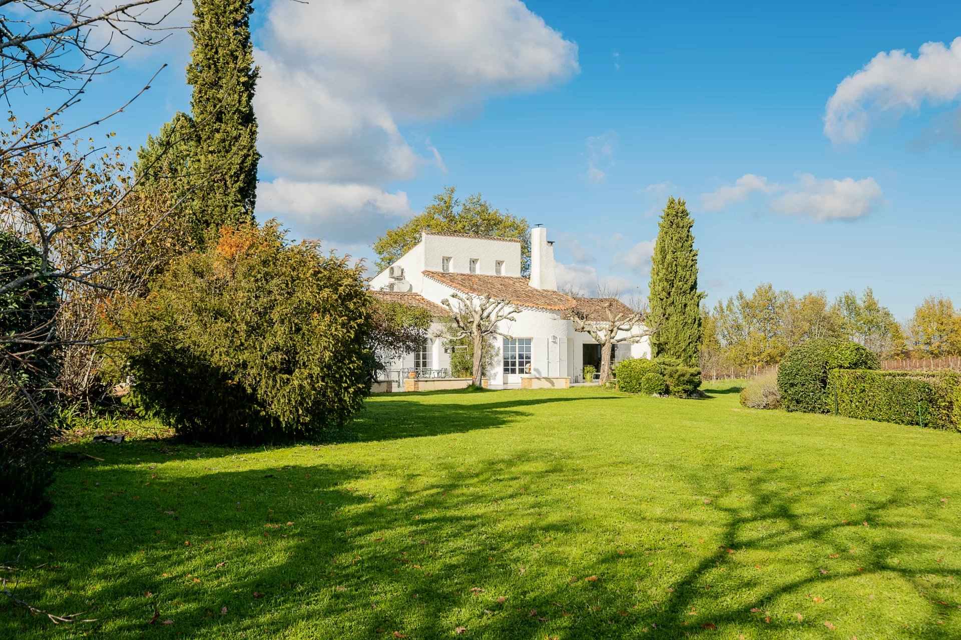 Maison a vendre de 240 m2 langoiran - Translation missing: en.helpers.application.image_tag.default_alt