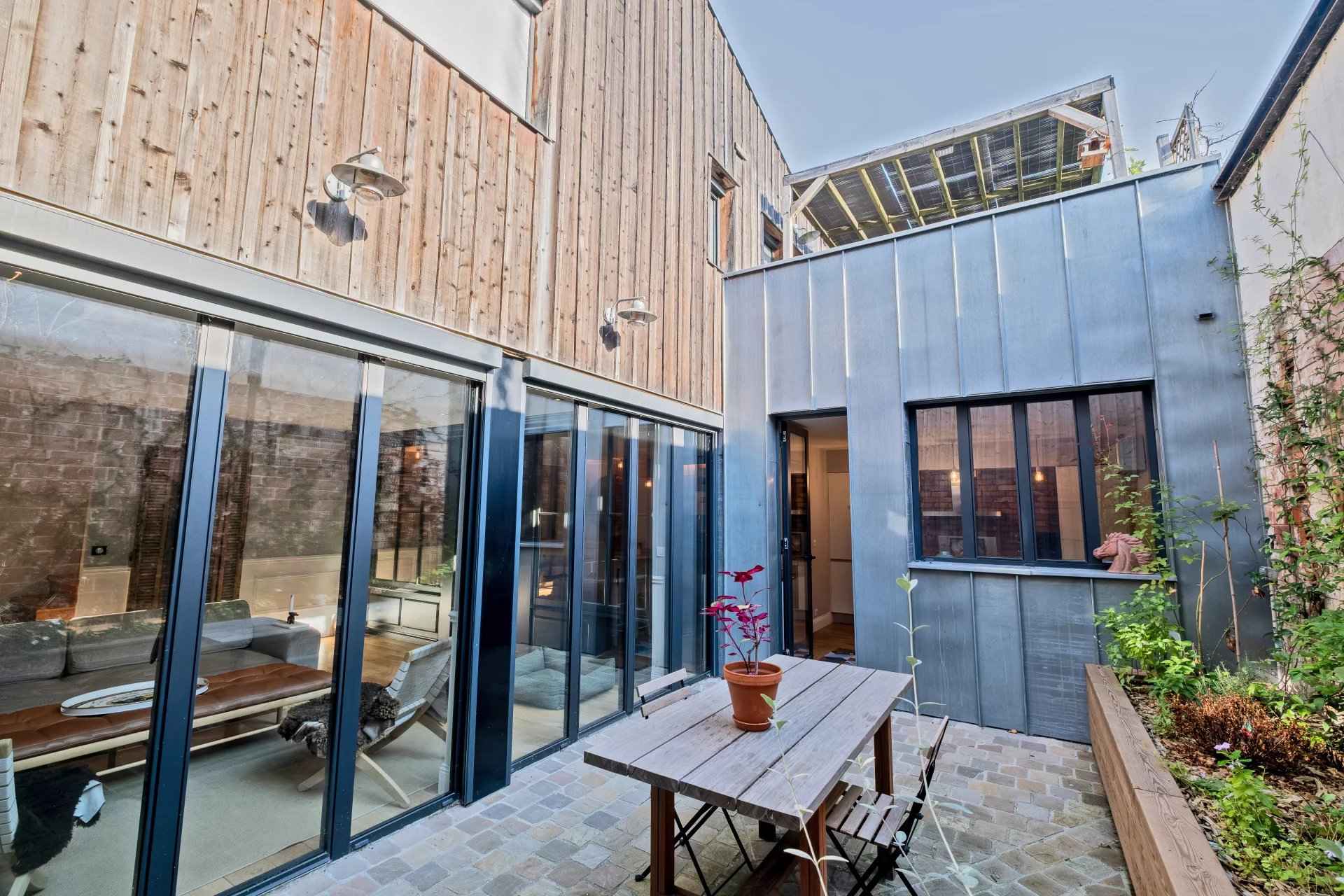 411d3cc88a92f1b0b3db2039cc72e12b efa7fa3b65 1920 original - Attribut alt par défaut.