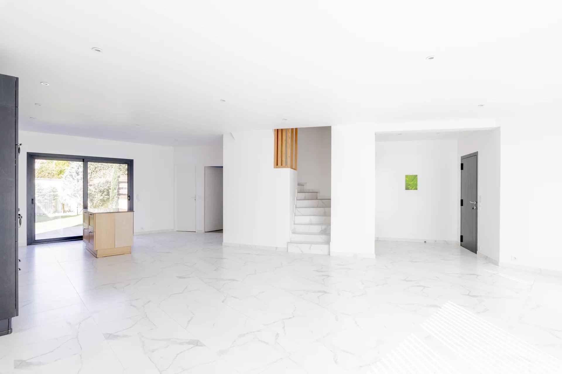 Bc9e30dc48d1ec5a012dc992f947f496 e541d29f79 1920 original - Attribut alt par défaut.