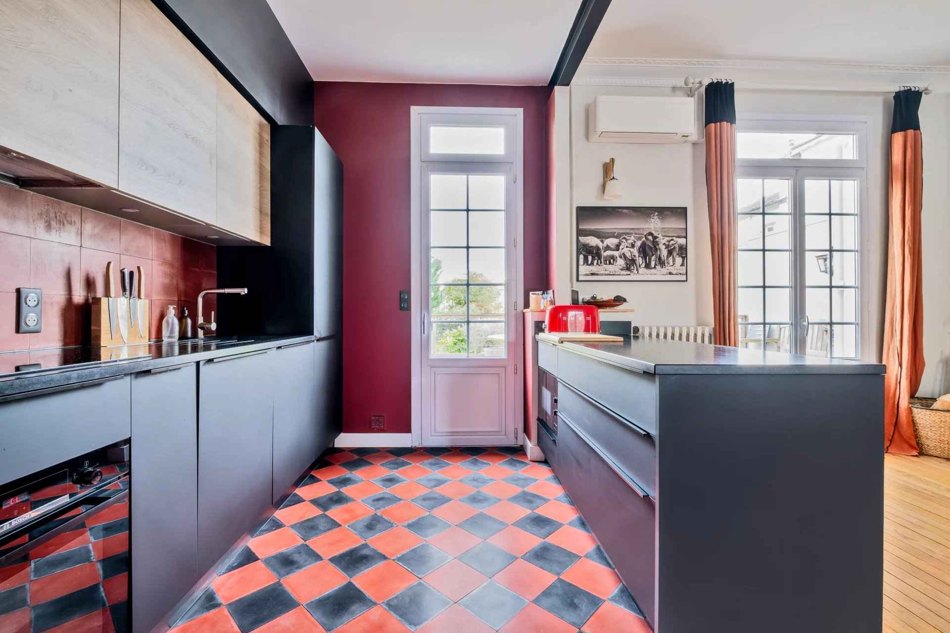 543125219ec54edb93ad09f1f05d2618 ba45e39b0c 1920 original - Attribut alt par défaut.