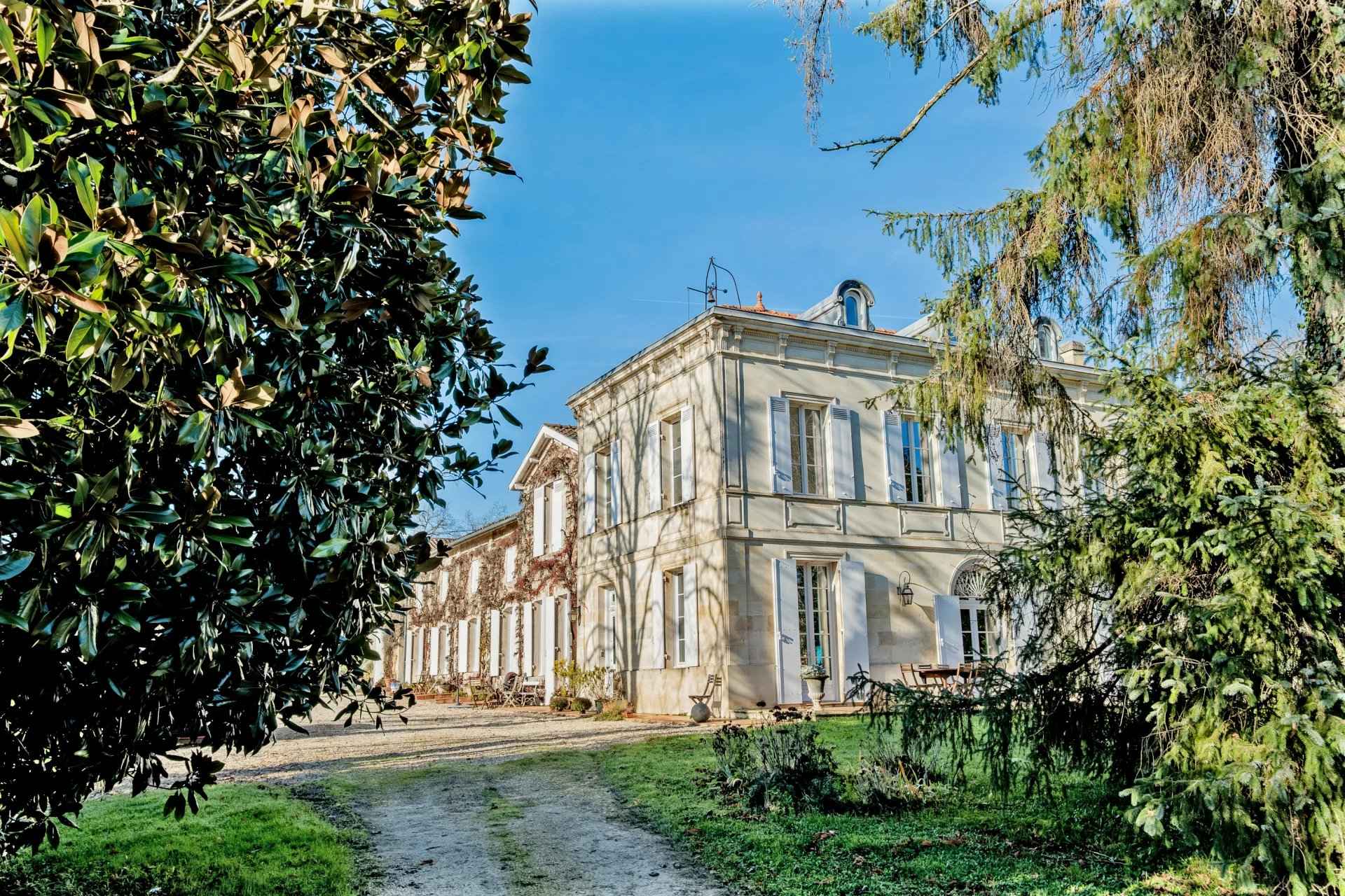 Maison à vendre de 488 m2 Bayas