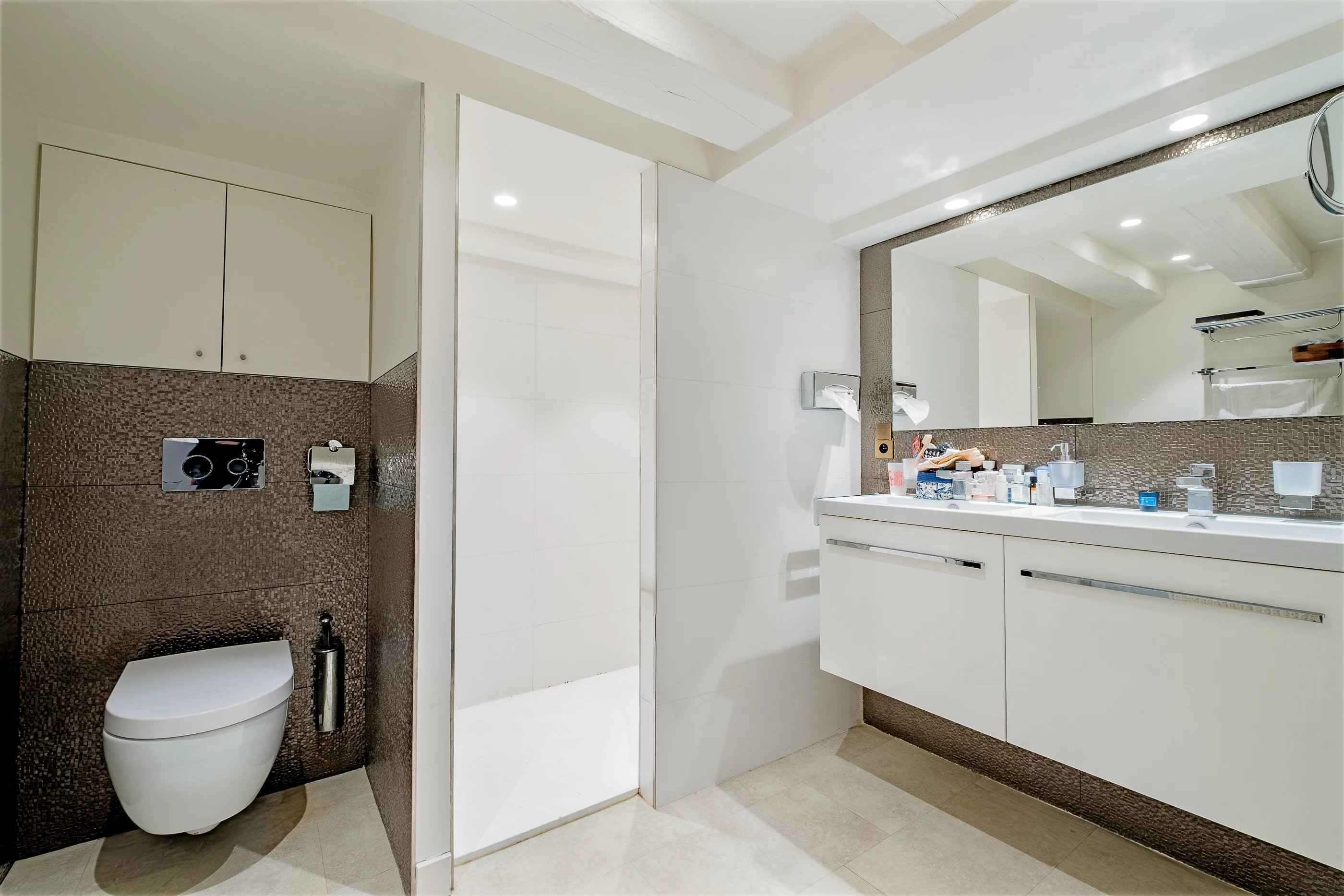 Ebaa27f45338b06f9fba7bf6592b71fb 101f25f39a 2800 original - Attribut alt par défaut.