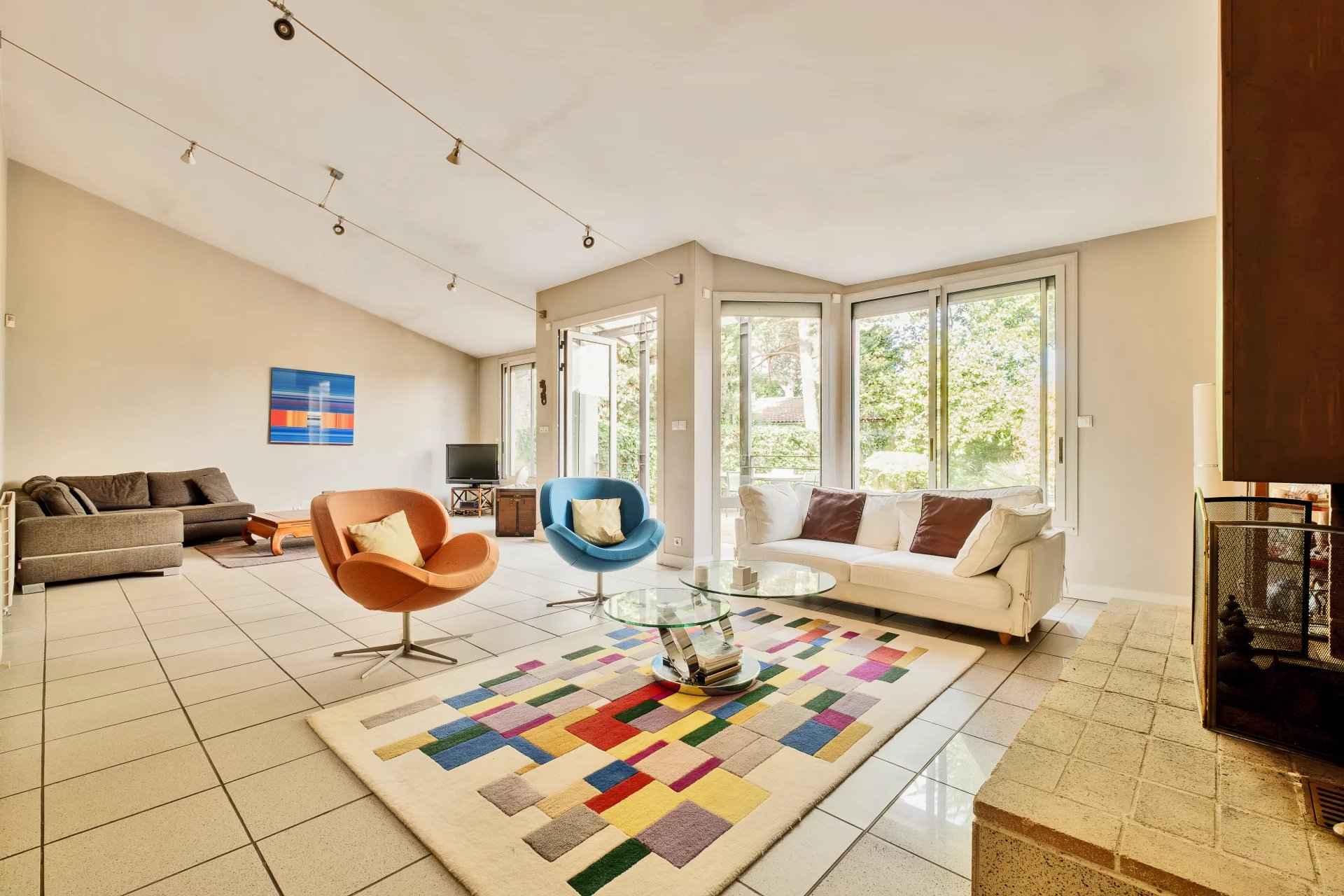 2218ac90a76afdc2813c2b1947e07c11 c6120c6ed7 1920 original - Attribut alt par défaut.