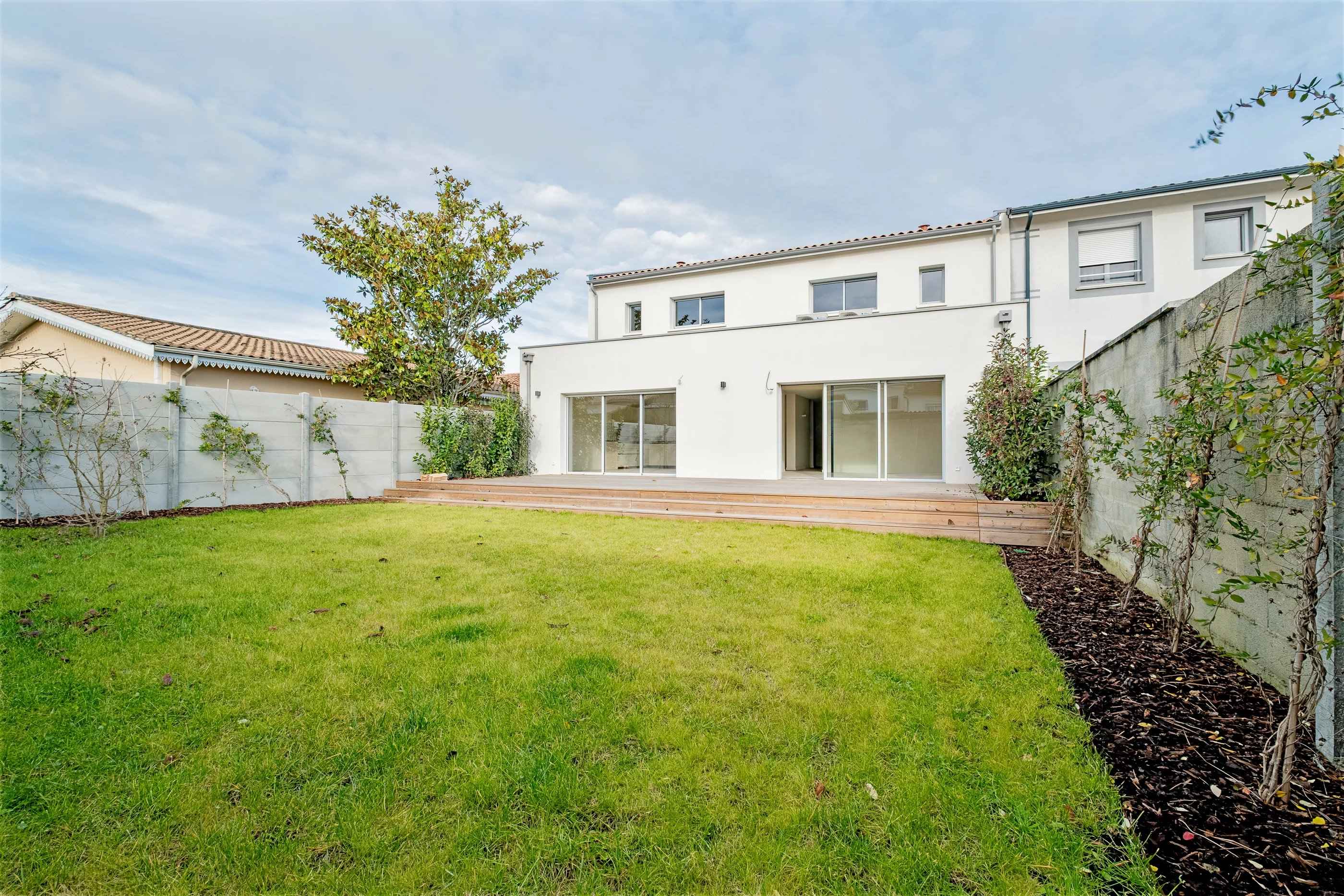 9e390e6b62c2db2d0ddae3b9c2026780 2b554b6701 2800 original - Attribut alt par défaut.