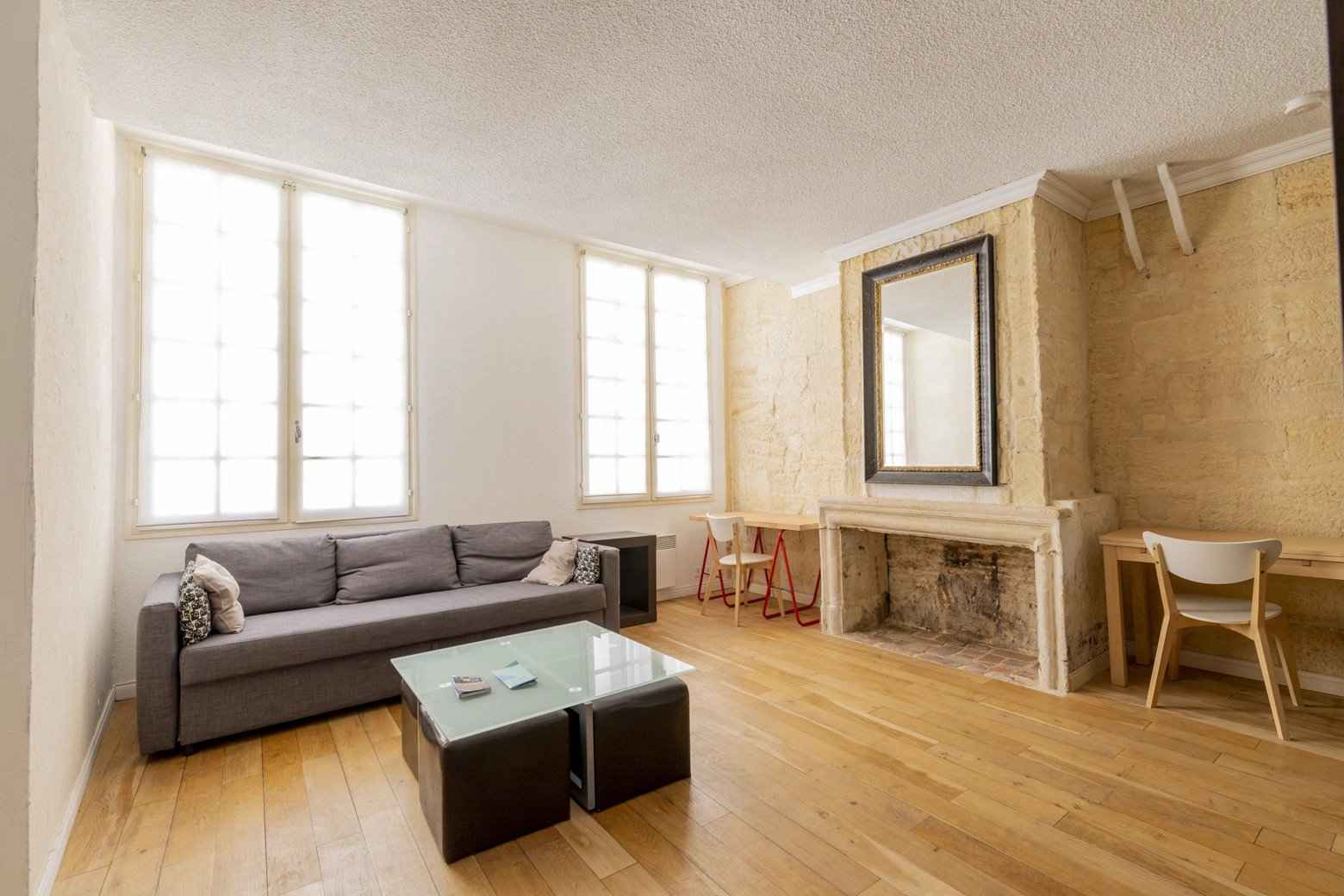 A89d2f163bb2c4039e85f7d7baa6d1ee e0b1ff2c91 1560 original - Attribut alt par défaut.